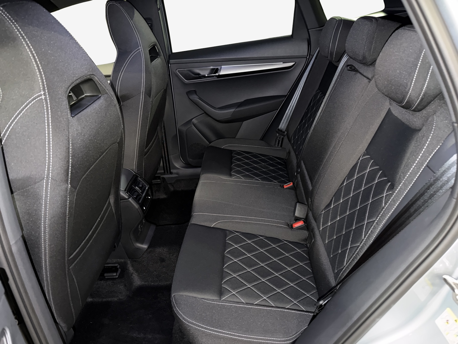 SKODA Karoq 1.5 TSI SportLine DSG-image-11