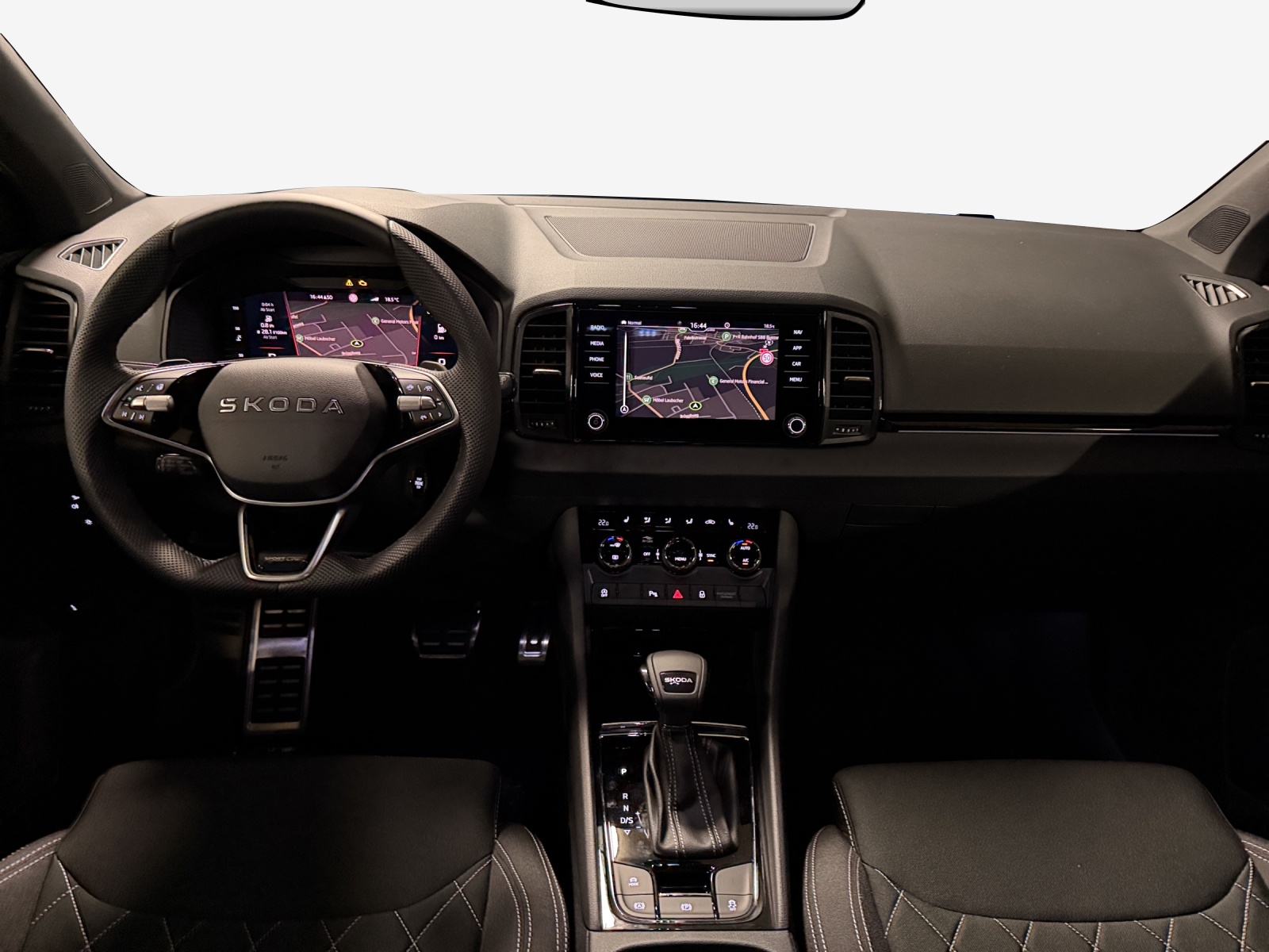 SKODA Karoq 1.5 TSI SportLine DSG-image-8