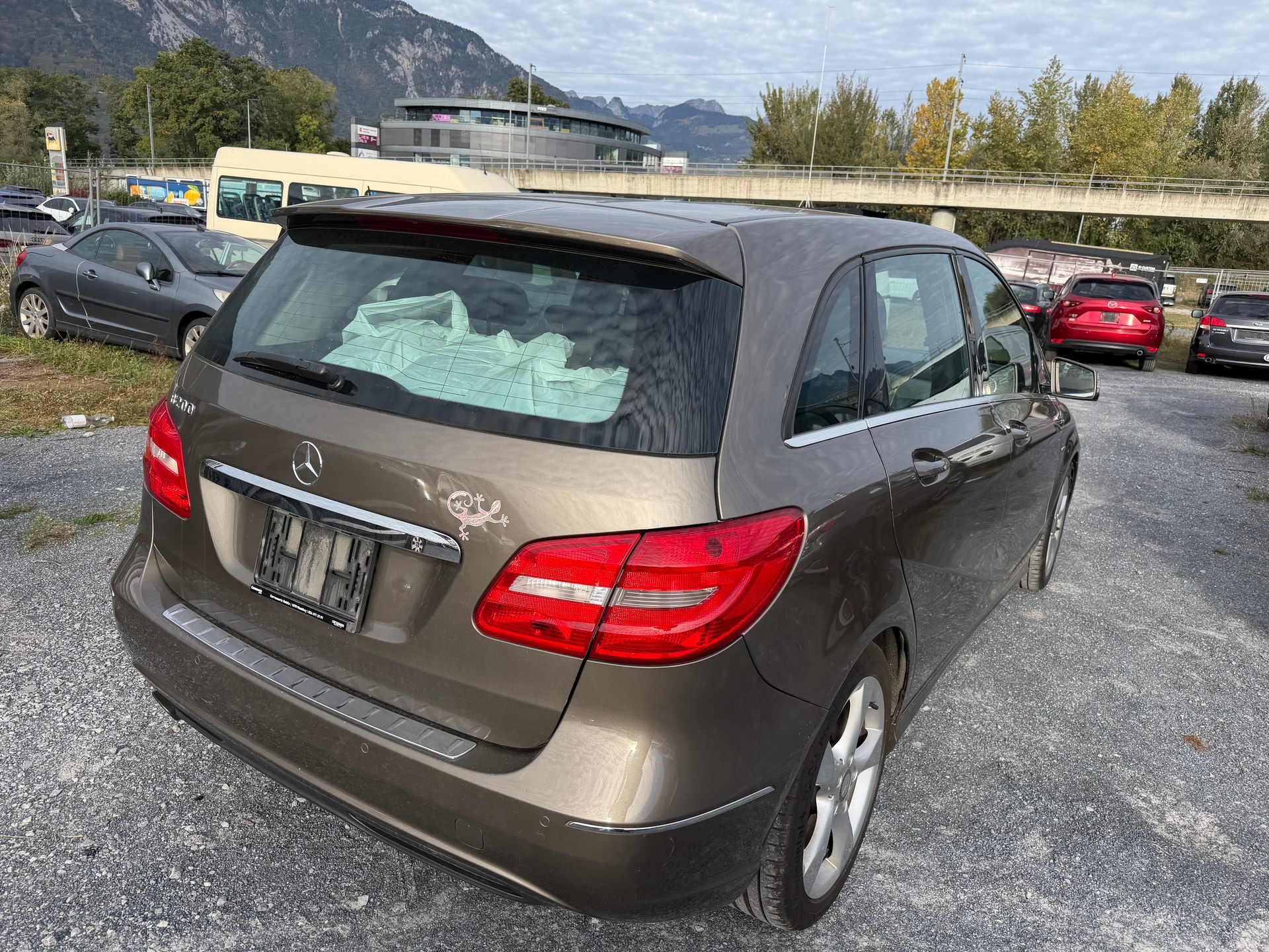 MERCEDES-BENZ B 200-image-6