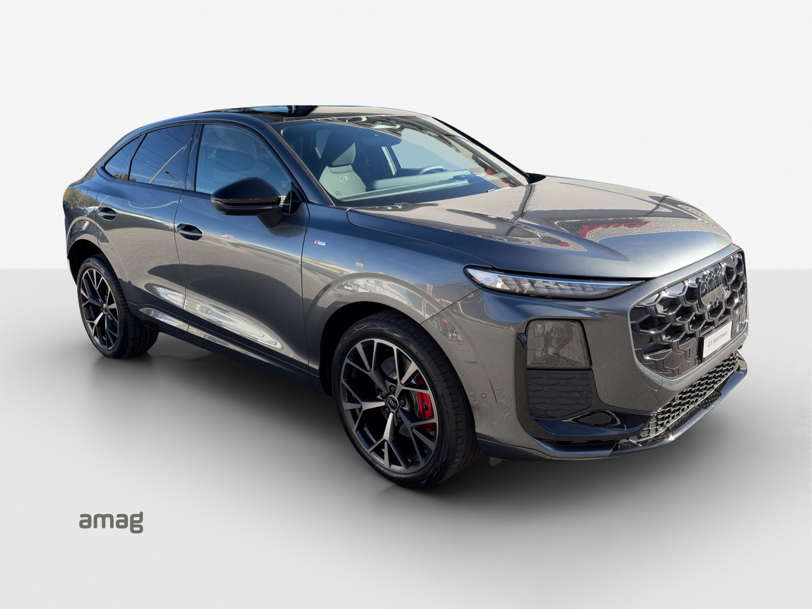 AUDI Q3 Sportback TFSI quattro 195 kW S tronic-image-5