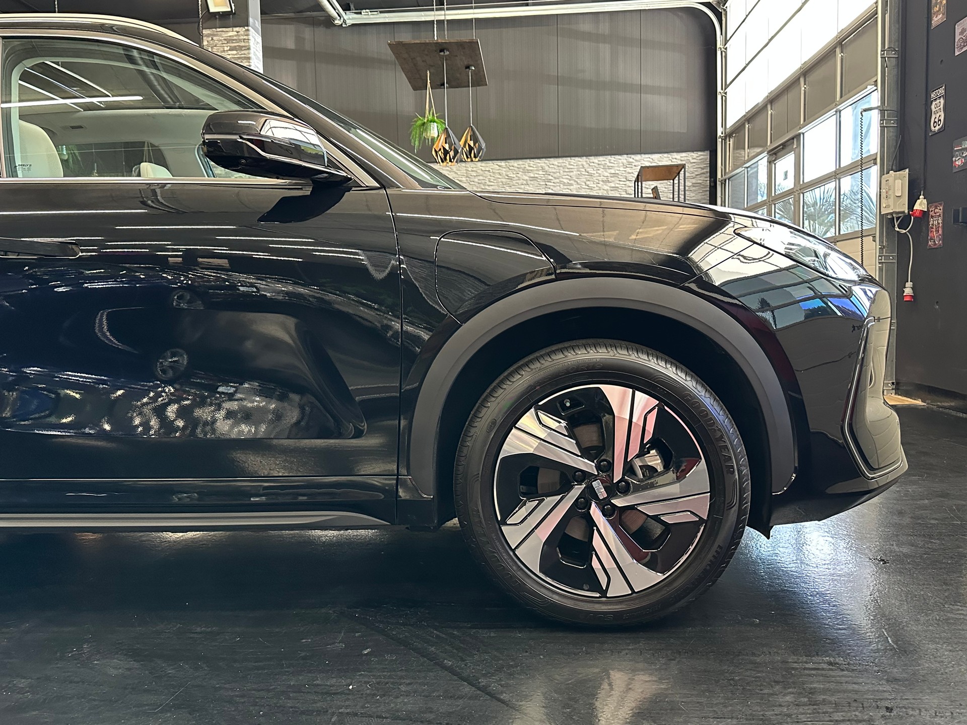 GEELY E5 MAX+ EV 68.4 kWh-image-38