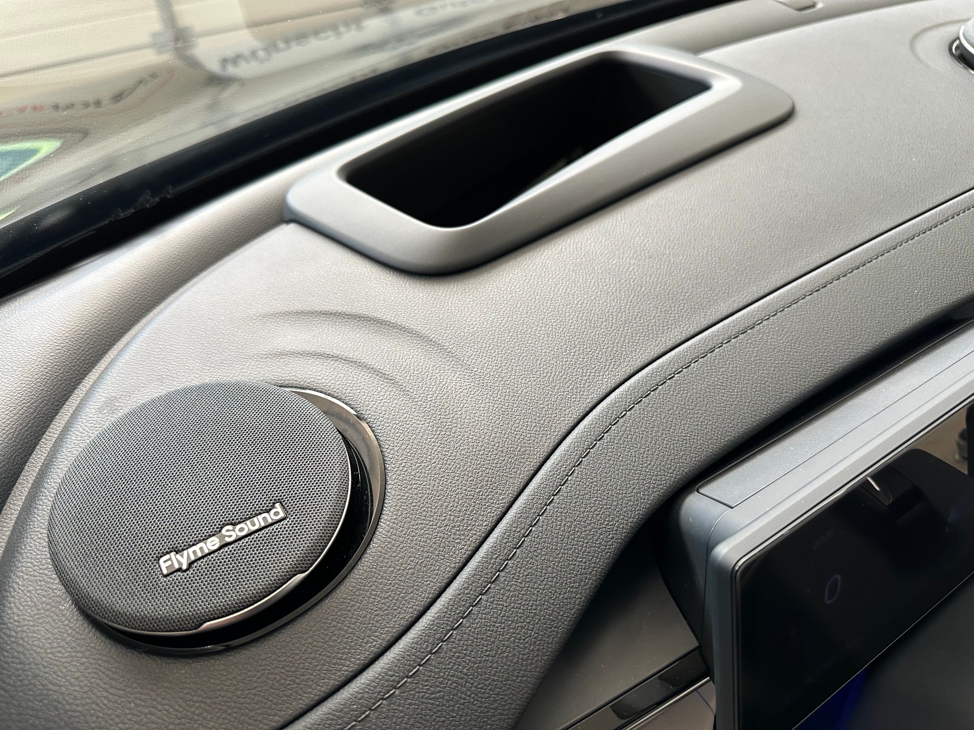 GEELY E5 MAX+ EV 68.4 kWh-image-21