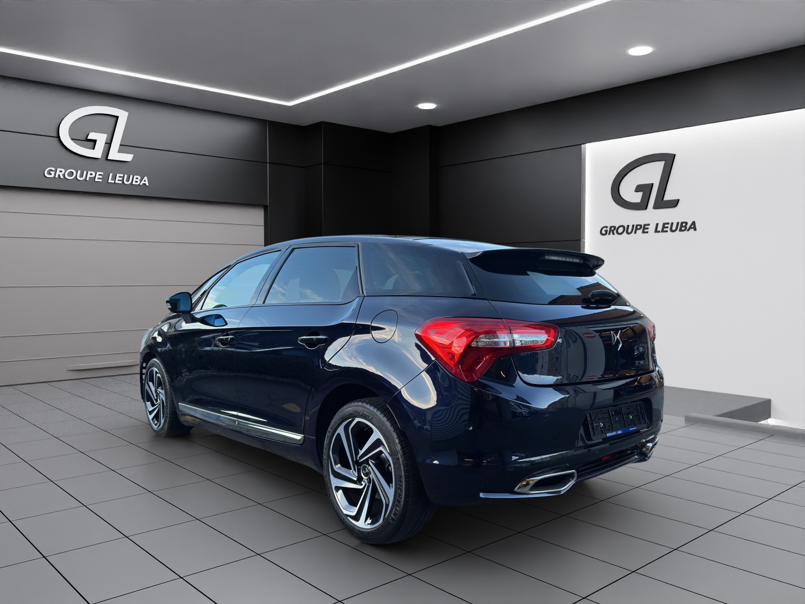 DS AUTOMOBILES DS 5 2.0 BlueHDi Sport Chic EAT6-showroom-element-3