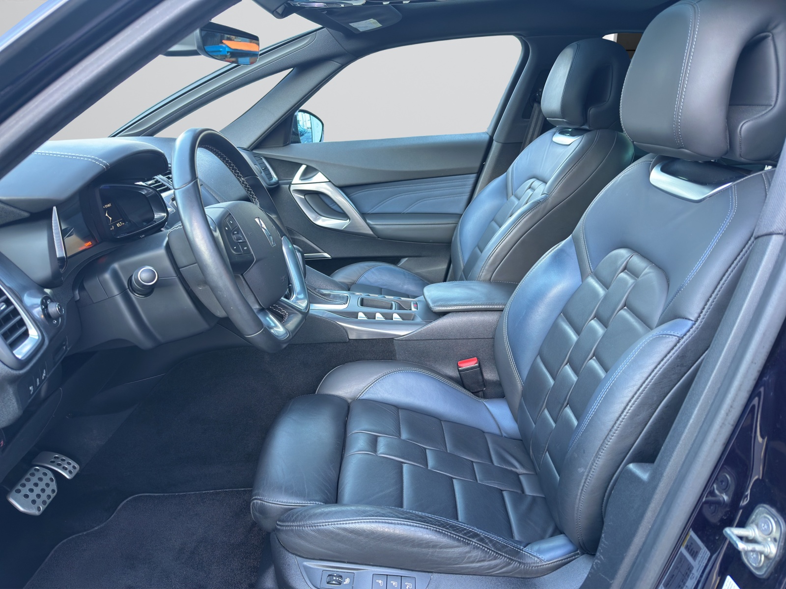 DS AUTOMOBILES DS 5 2.0 BlueHDi Sport Chic EAT6-image-6