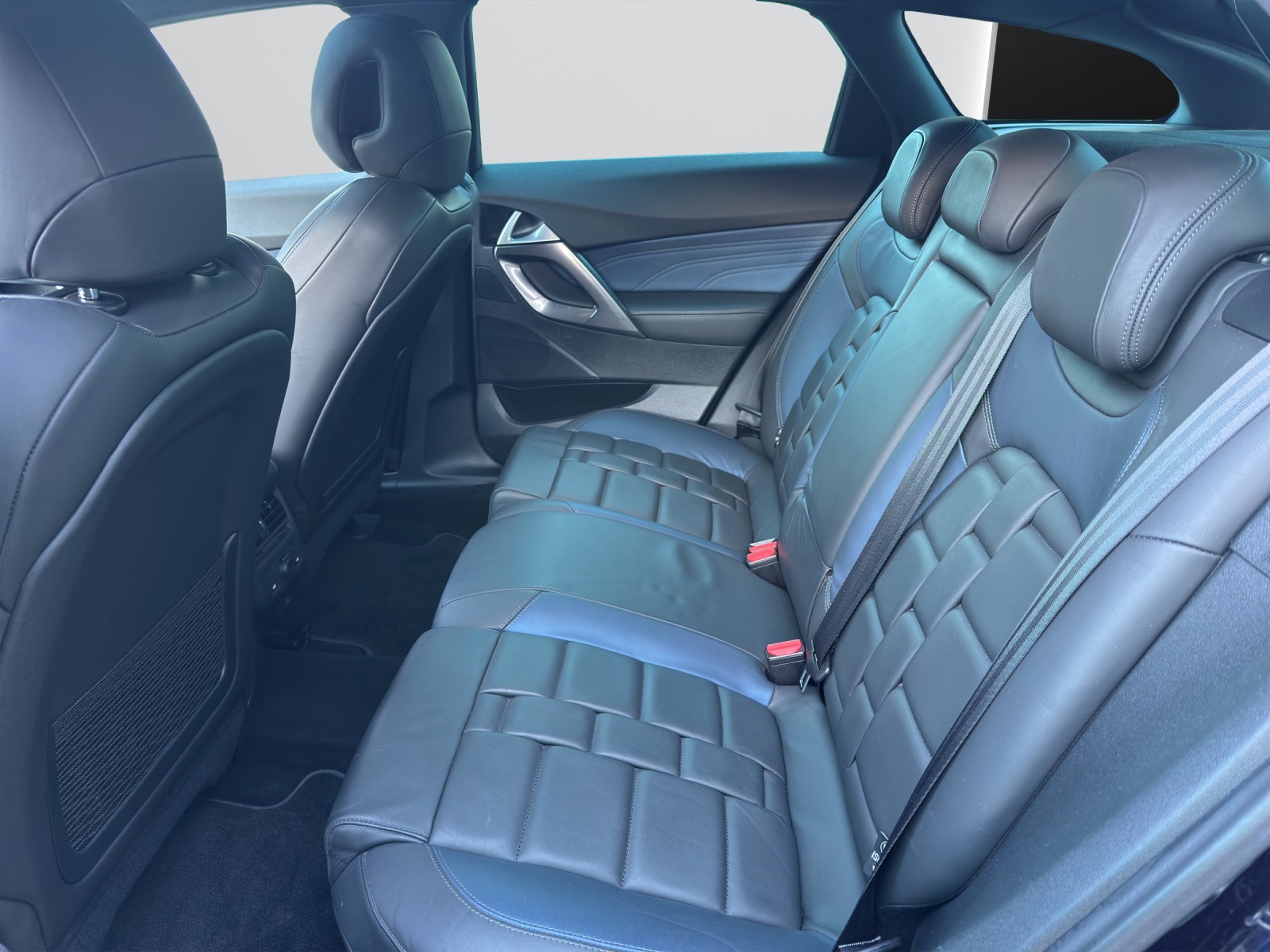 DS AUTOMOBILES DS 5 2.0 BlueHDi Sport Chic EAT6-image-8