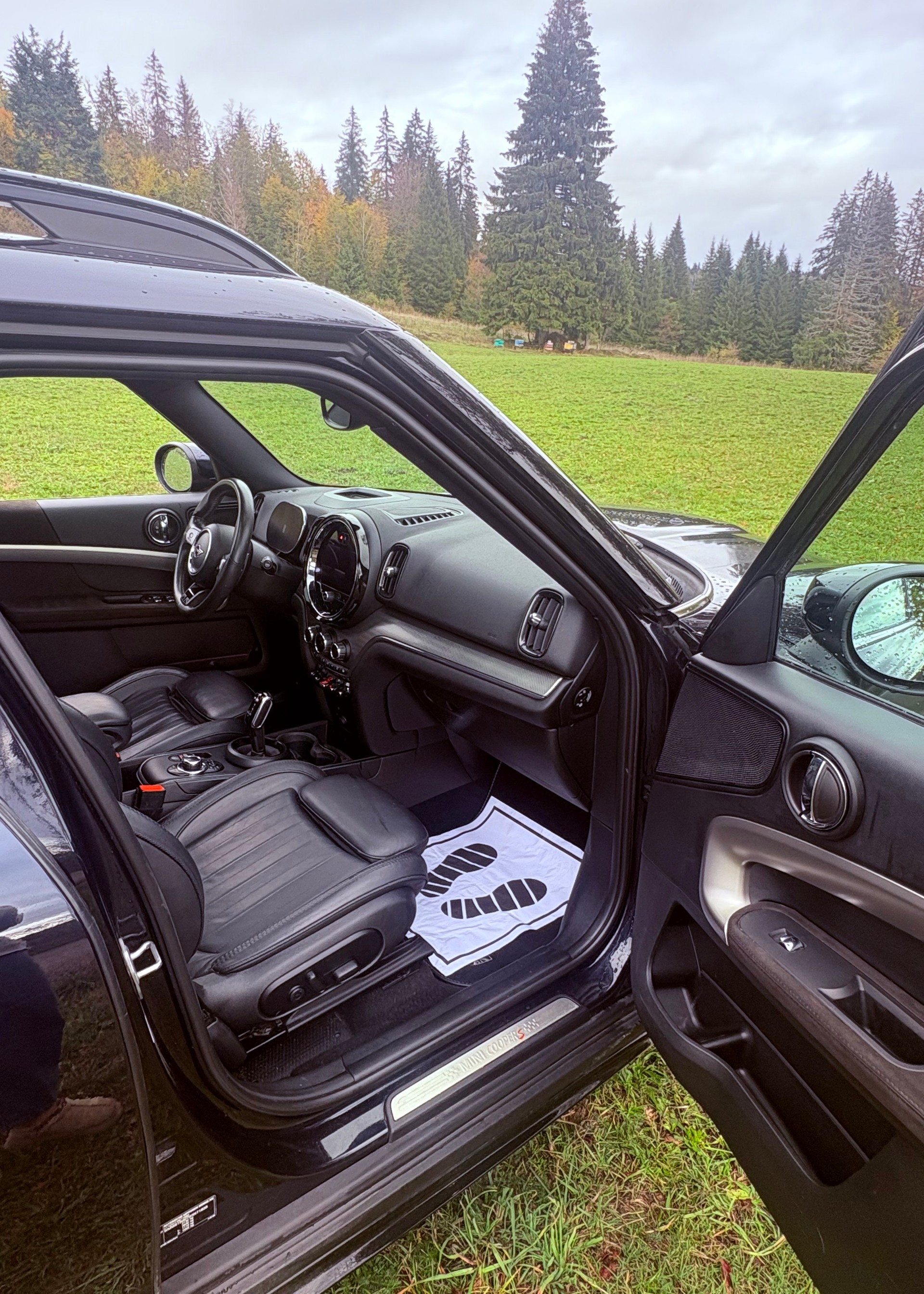 MINI 2.0i Cooper S ALL4-image-4