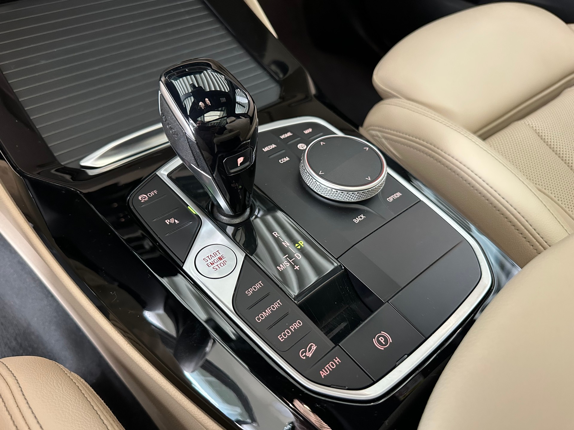 BMW X3 20d xDrive SAG-image-12