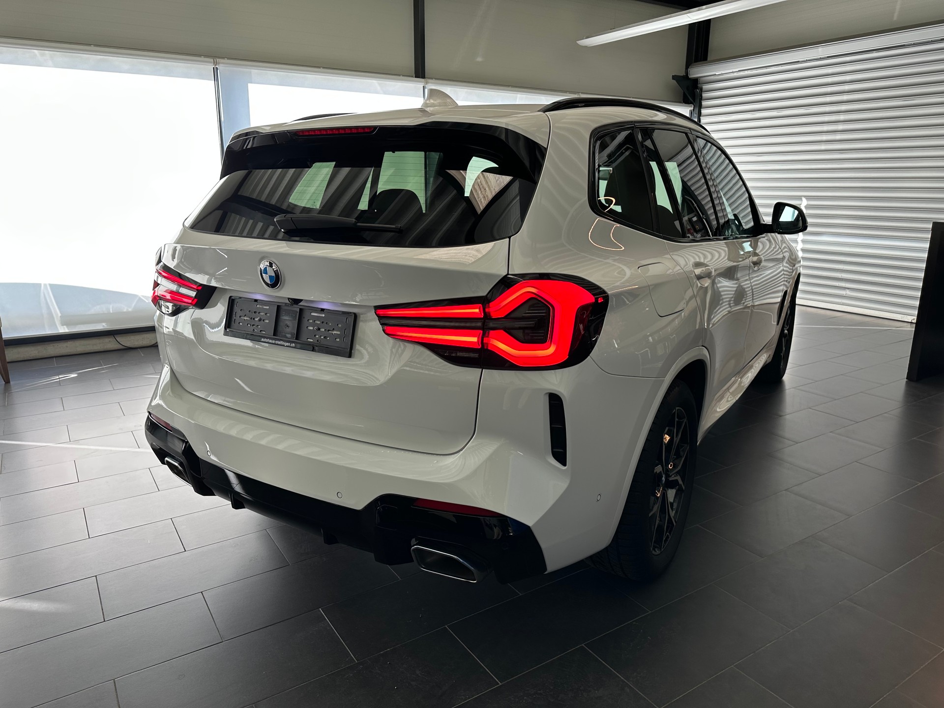 BMW X3 20d xDrive SAG-image-18