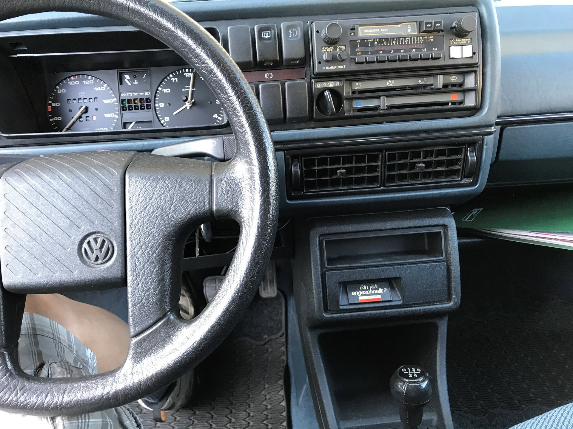 VW Jetta 1600 GL D-image-7