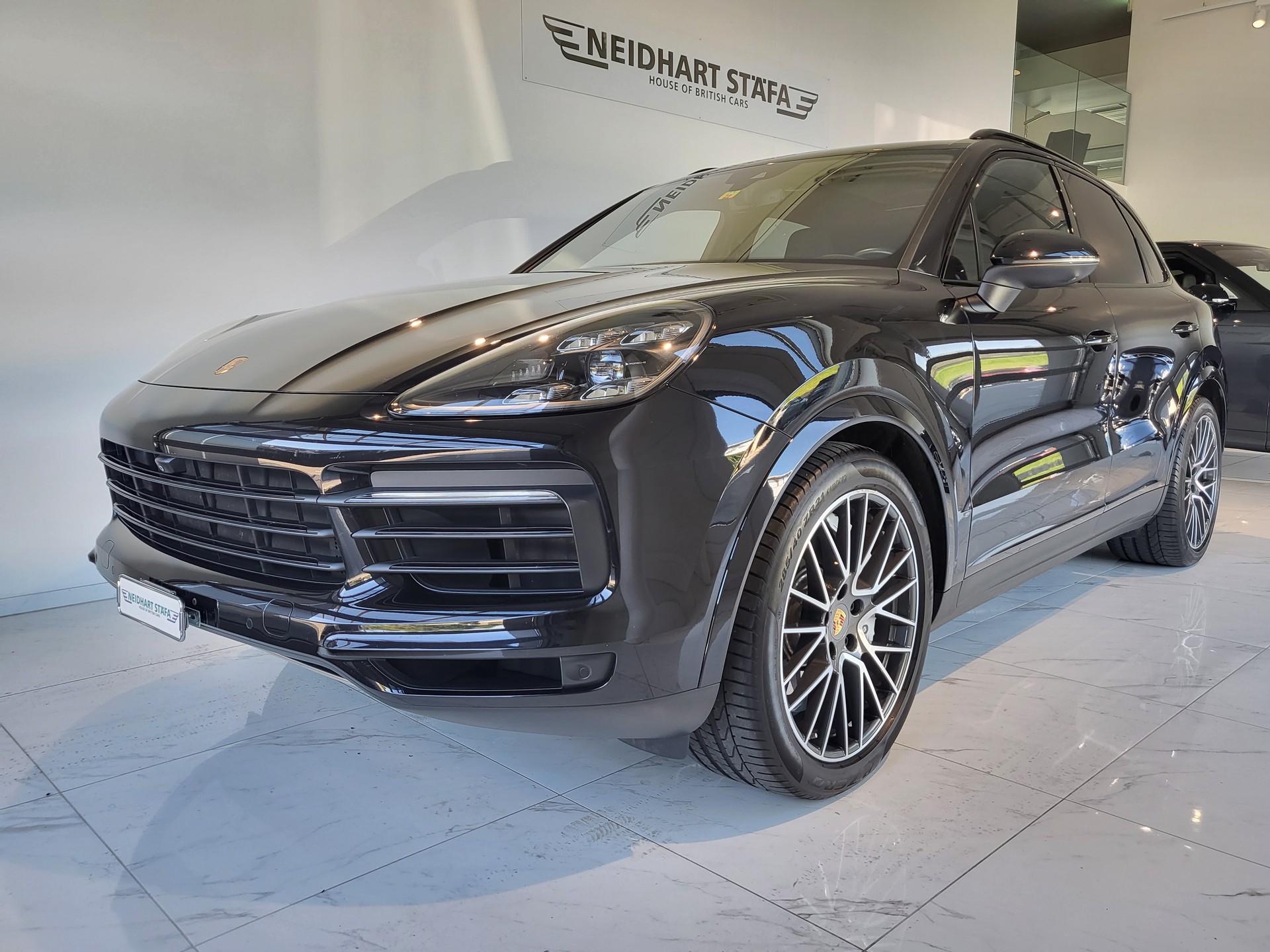 PORSCHE Cayenne S-image-1