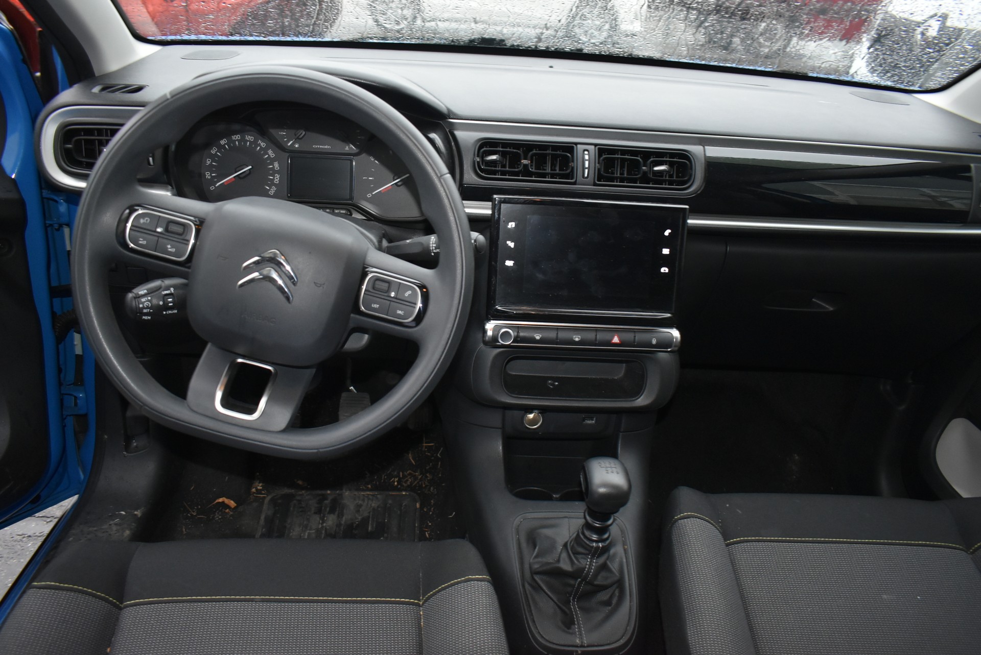 CITROEN C3 Aircross 1.2i PureTech Shine EAT6-image-13