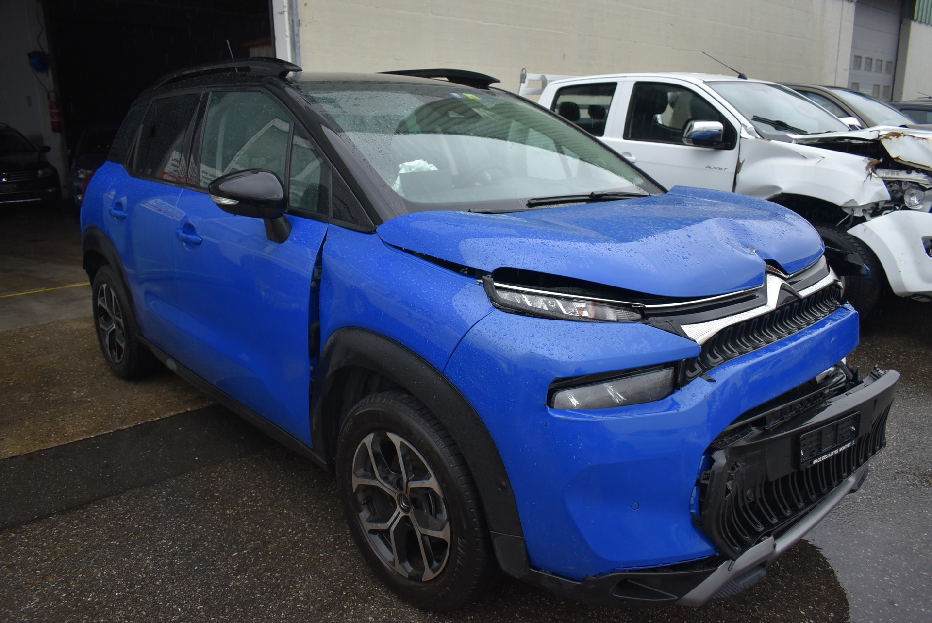 CITROEN C3 Aircross 1.2i PureTech Shine EAT6-image-8