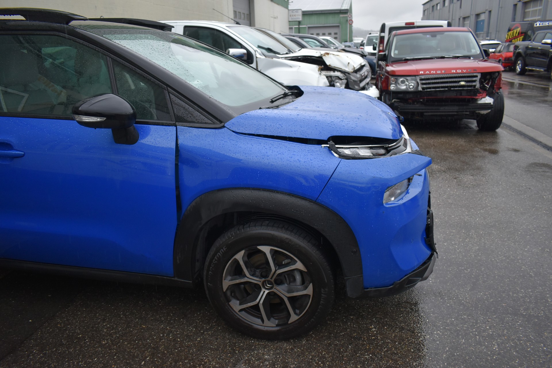 CITROEN C3 Aircross 1.2i PureTech Shine EAT6-image-9