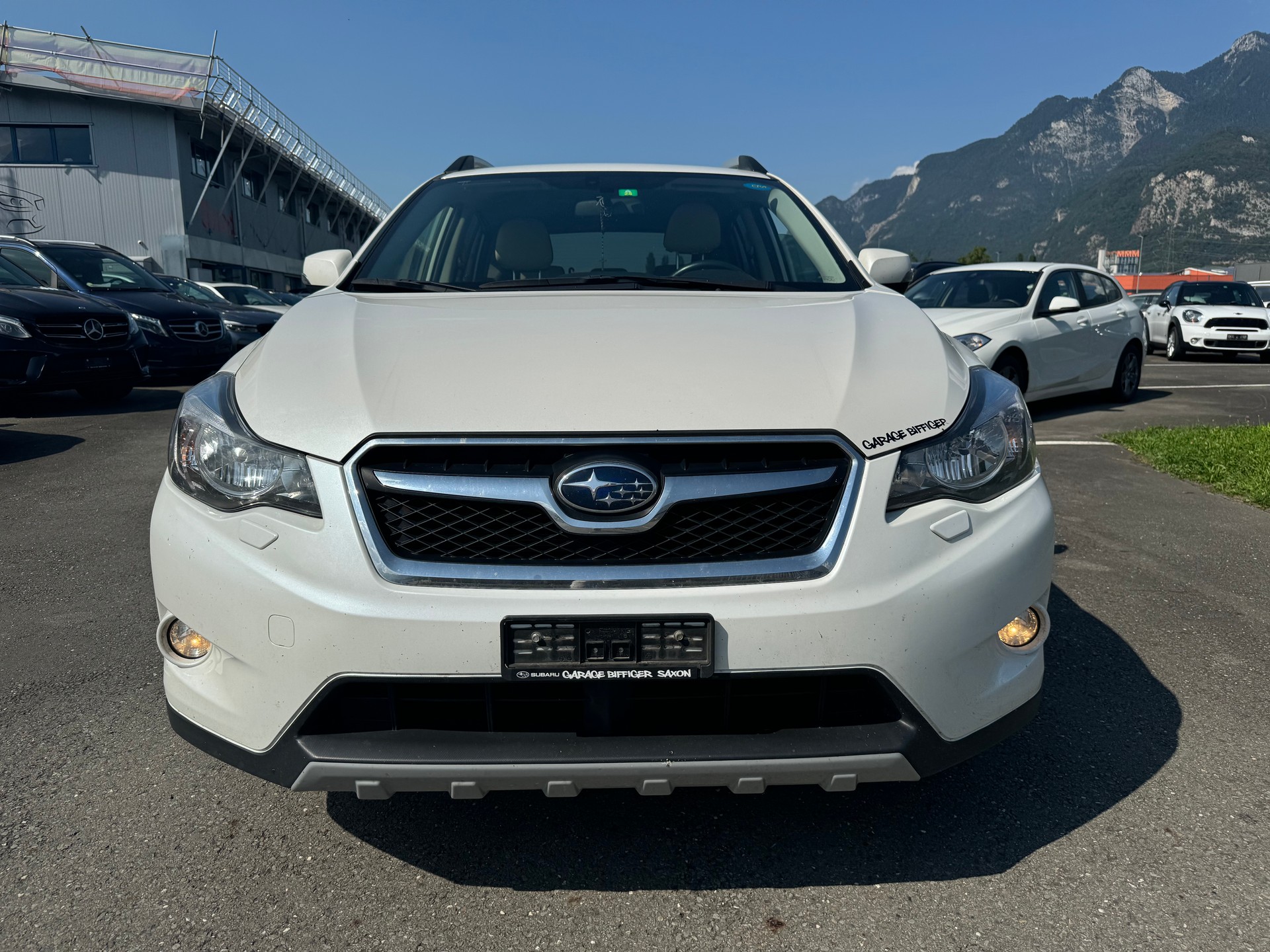 SUBARU XV 2.0 Swiss Three AWD CVT-image-1