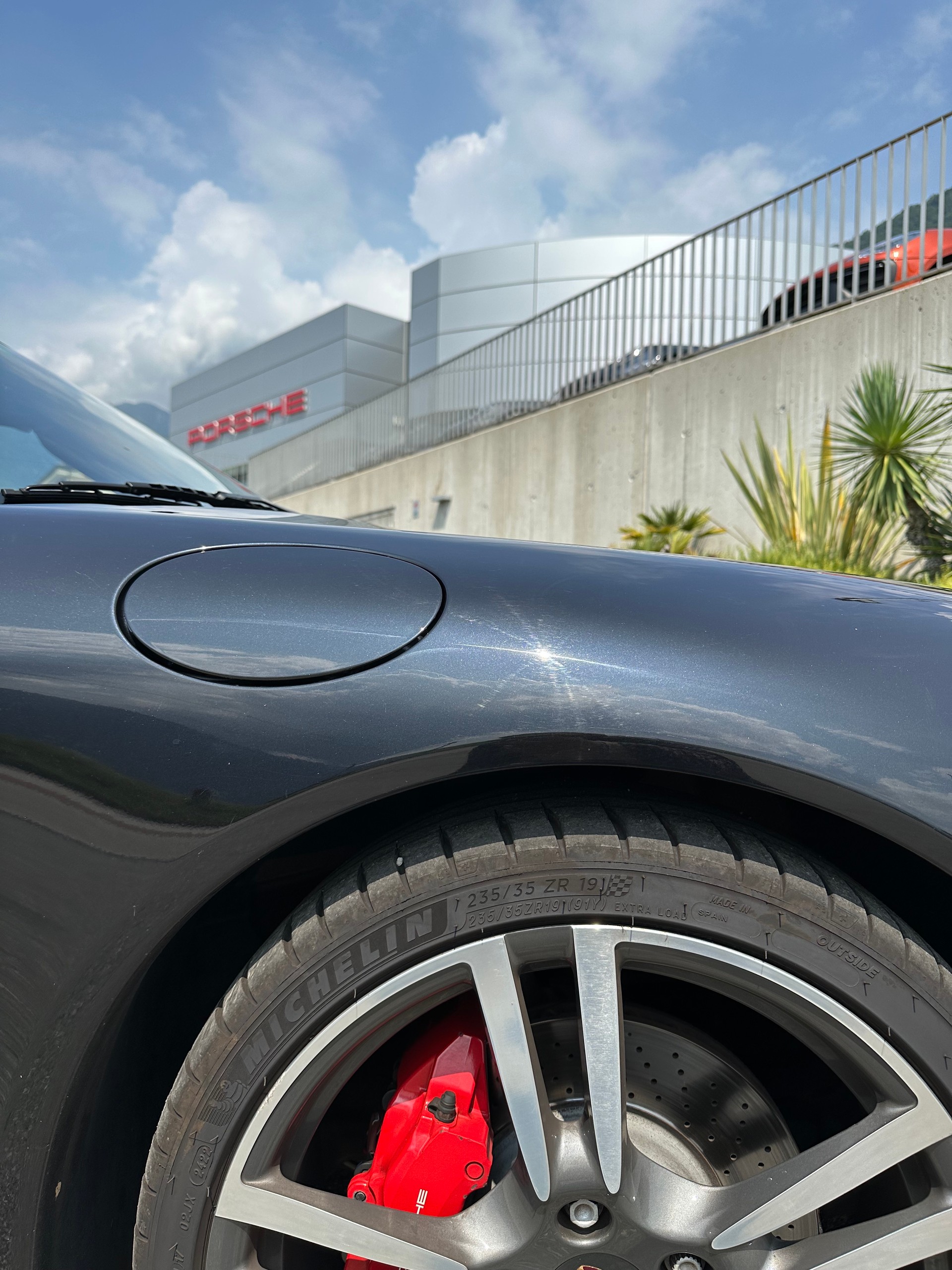 PORSCHE 911 Cabrio Carrera 4S-image-8
