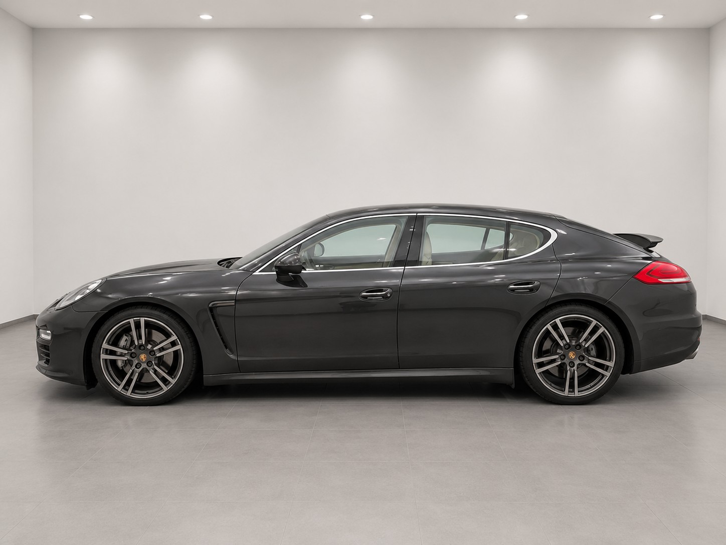 PORSCHE Panamera 4S 3.0 PDK-image-1