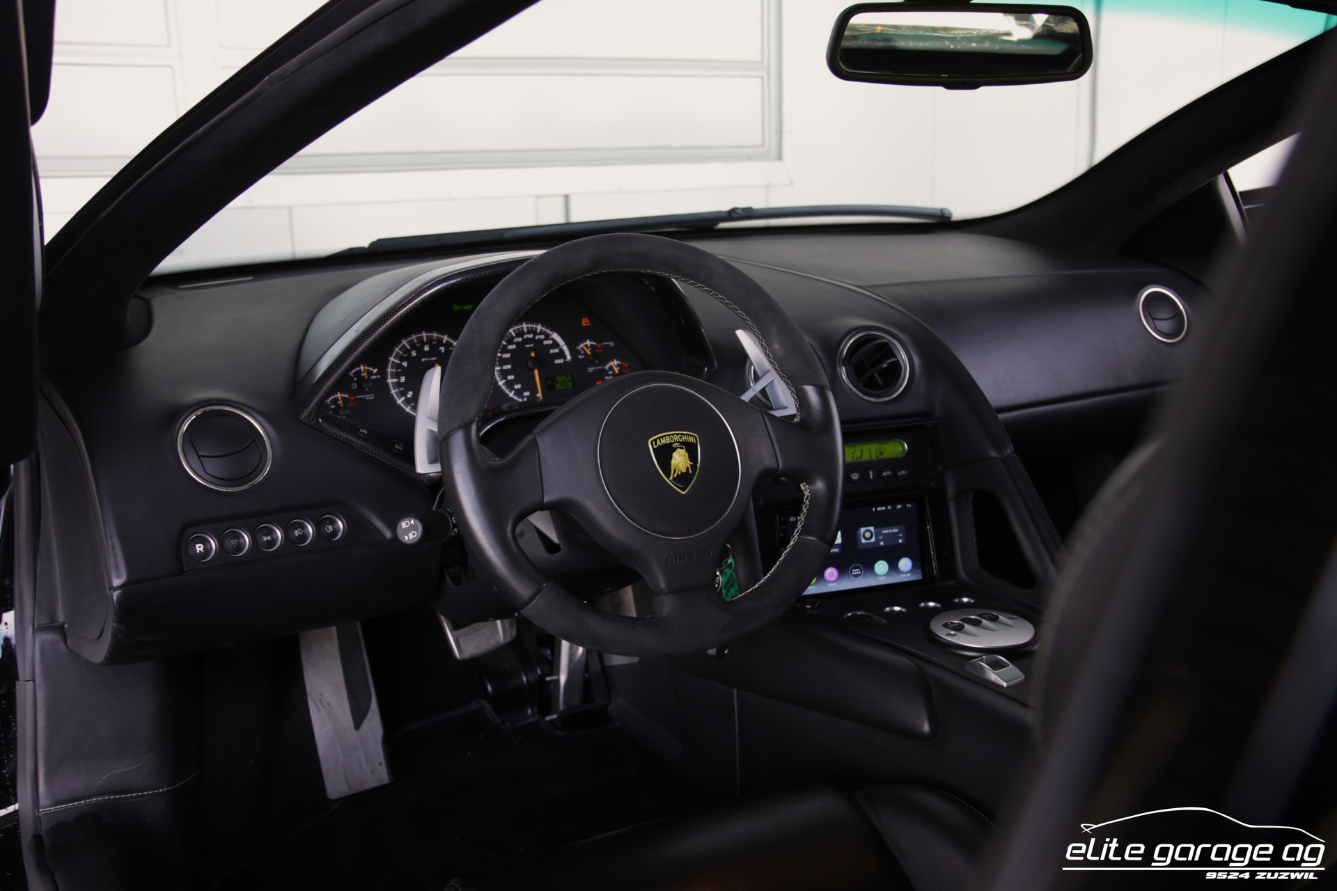 LAMBORGHINI Murciélago LP640-4 Cpé ALL BLACK-image-14