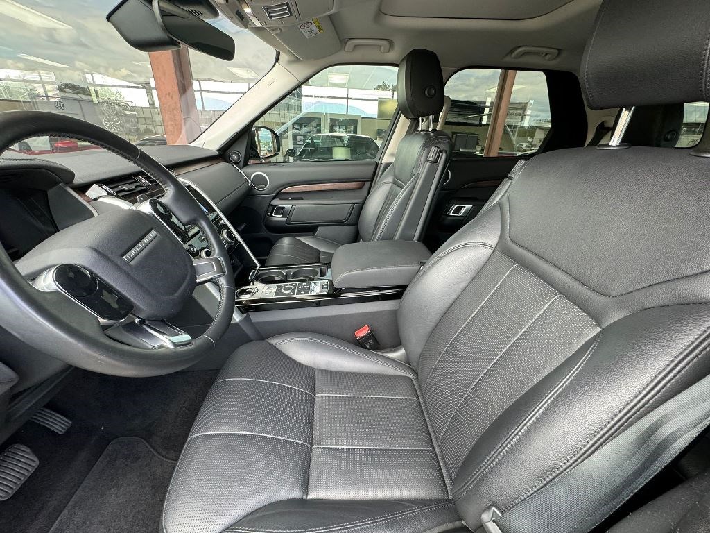 LAND ROVER DISCOVERY 3.0 SDV6 HSE-image-7