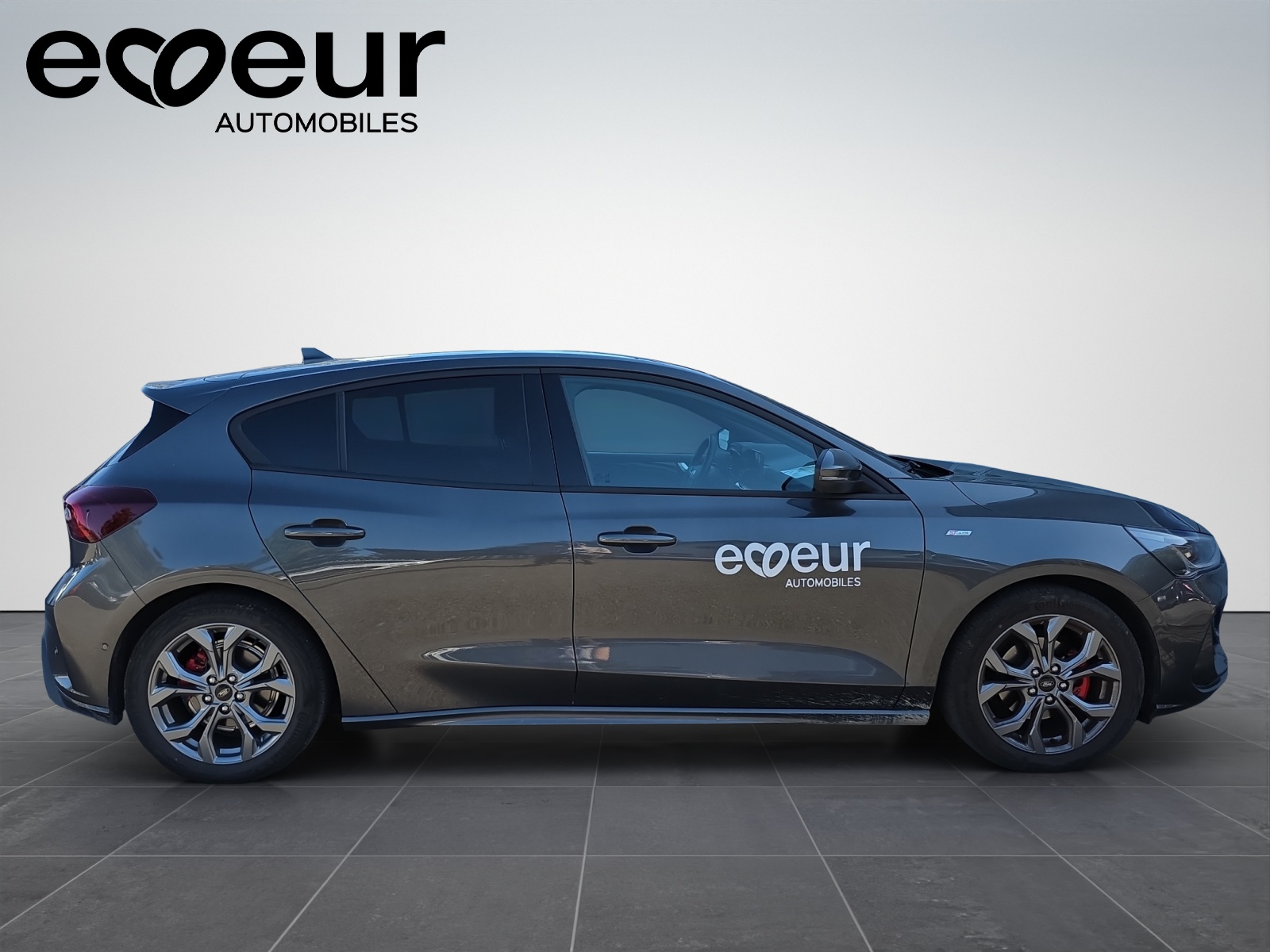 FORD Focus 1.0i EcoB Hybrid 155 ST-Line X-image-6