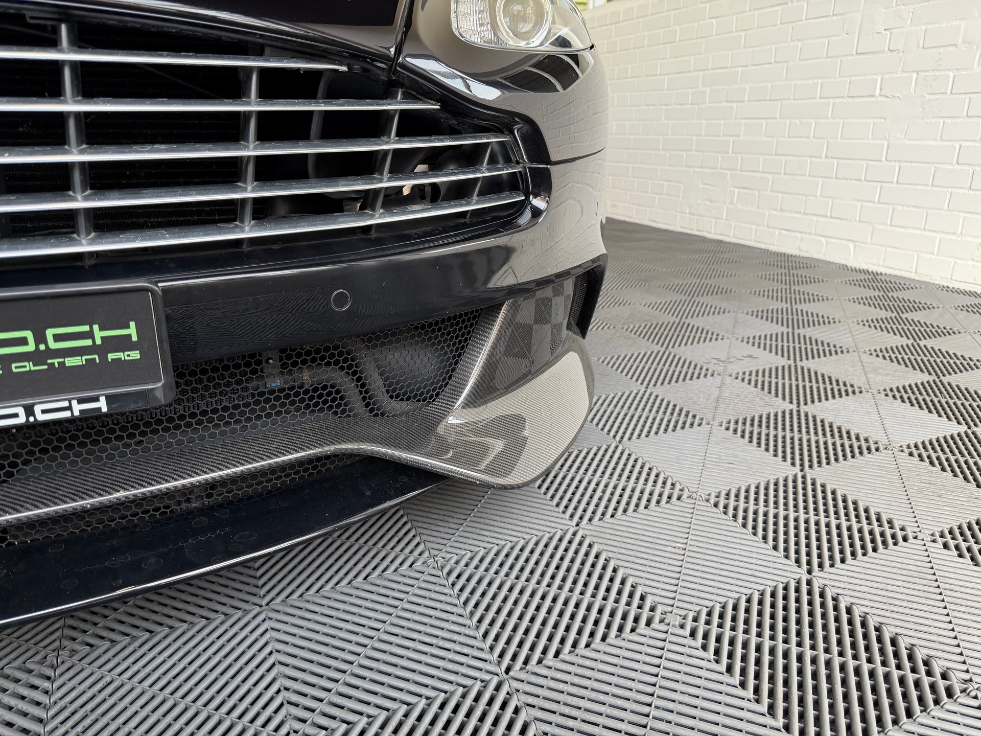 ASTON MARTIN Vanquish Volante V12 5.9-48 Touchtronic 2-image-25