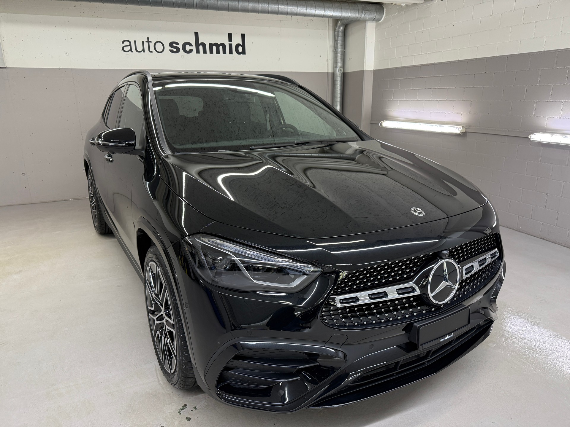MERCEDES-BENZ GLA 250 4MATIC Swiss Star-image-0