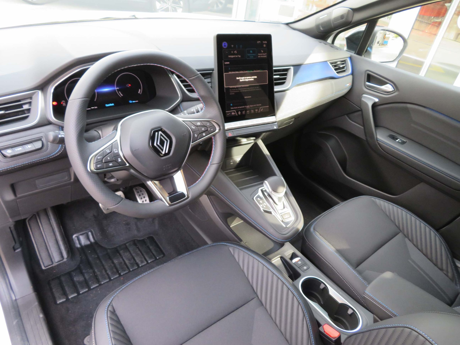 RENAULT Captur 1.6 E-Tech esprit Alpine-image-5