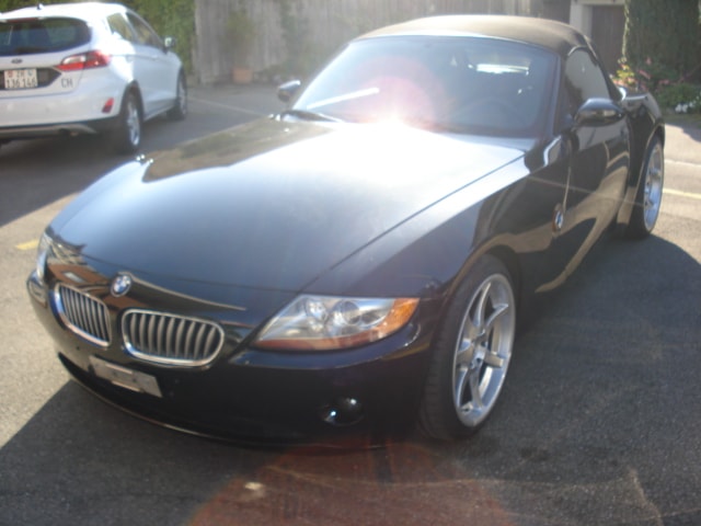 BMW Z4 3.0i Roadster-image-1