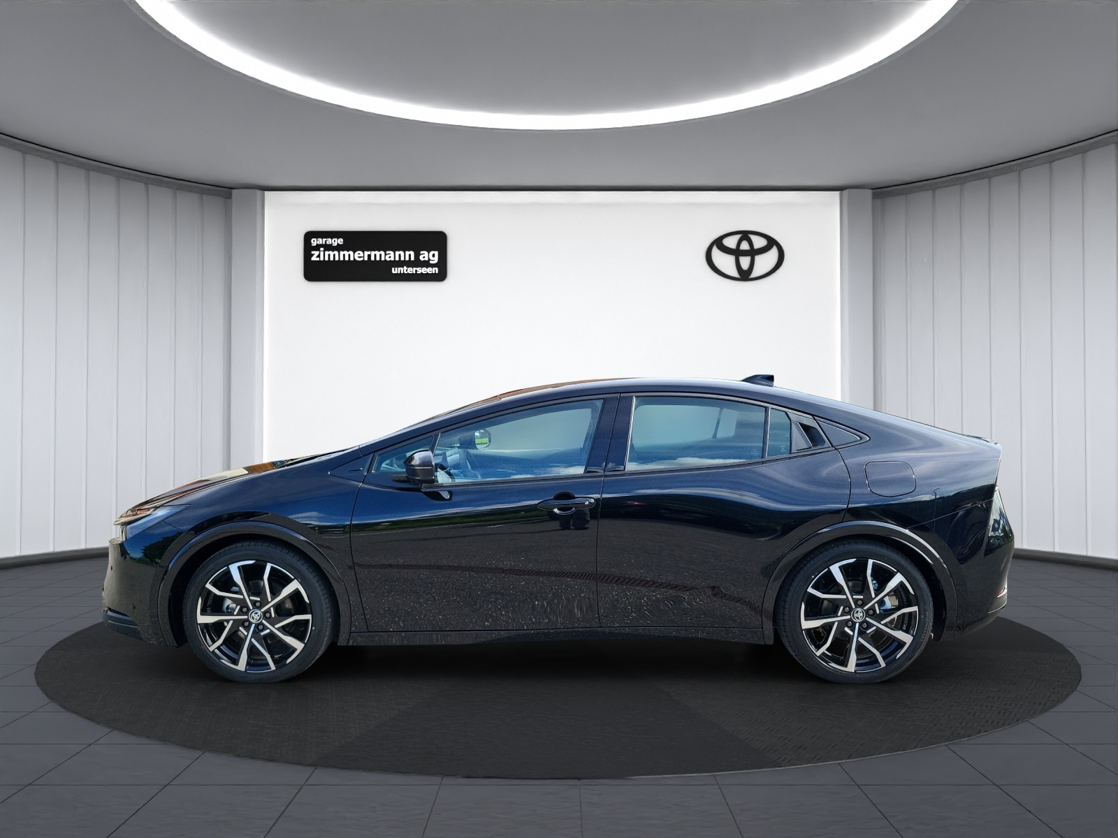 TOYOTA Prius 2.0 Plug-In-Hybrid Style-image-9