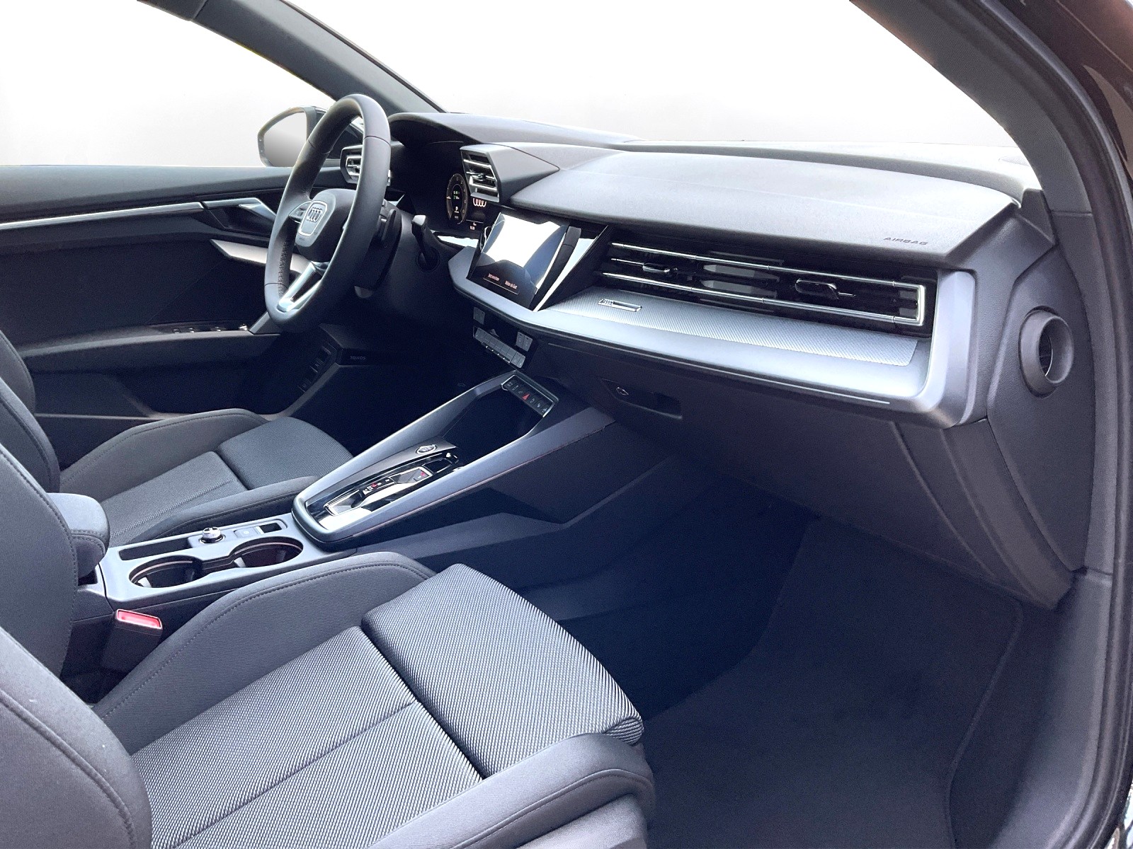 AUDI A3 Sportback 40 TFSI e advanced Attraction S-tronic-image-14