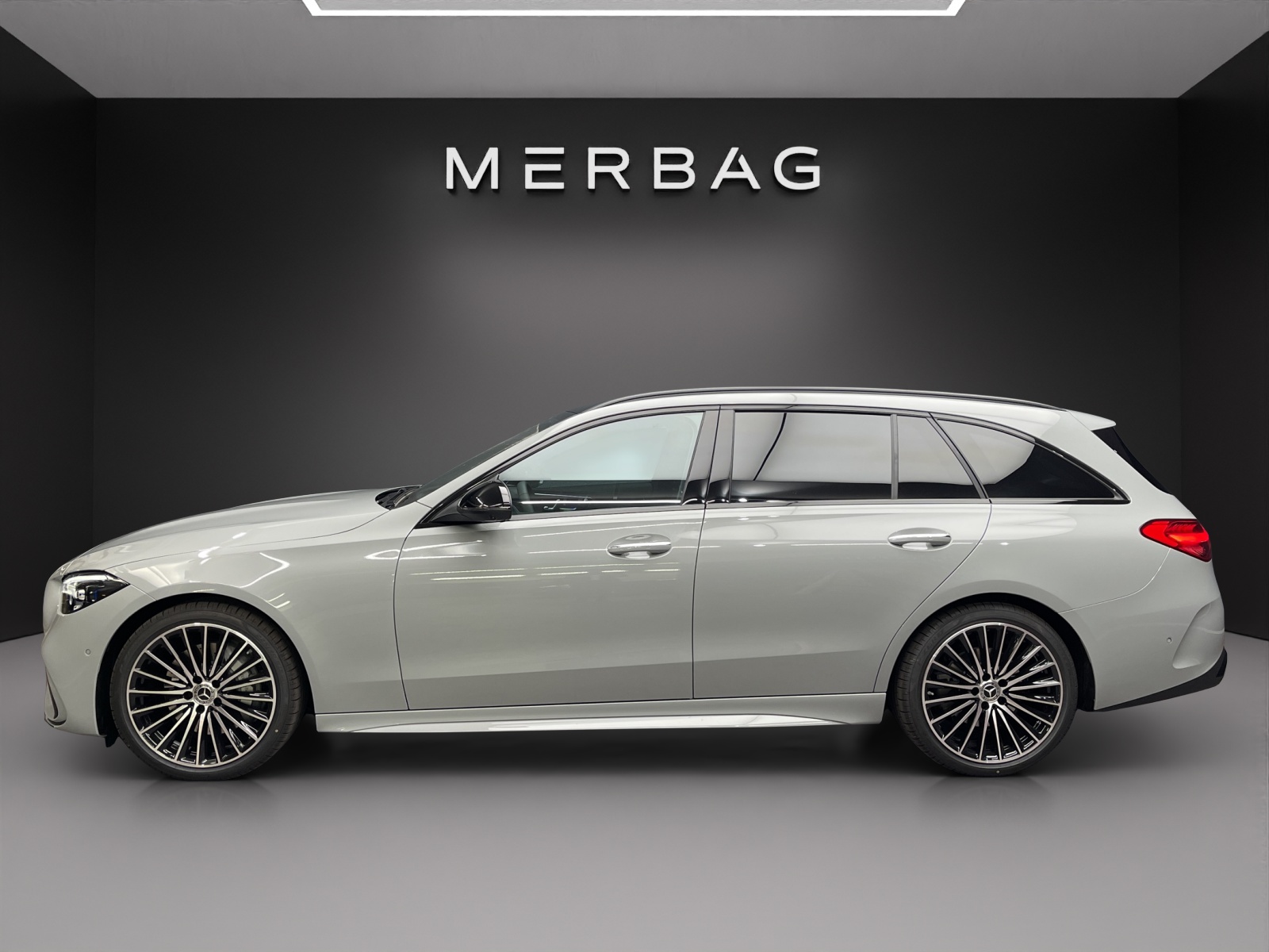 MERCEDES-BENZ C 300 T 4 Matic-image-2