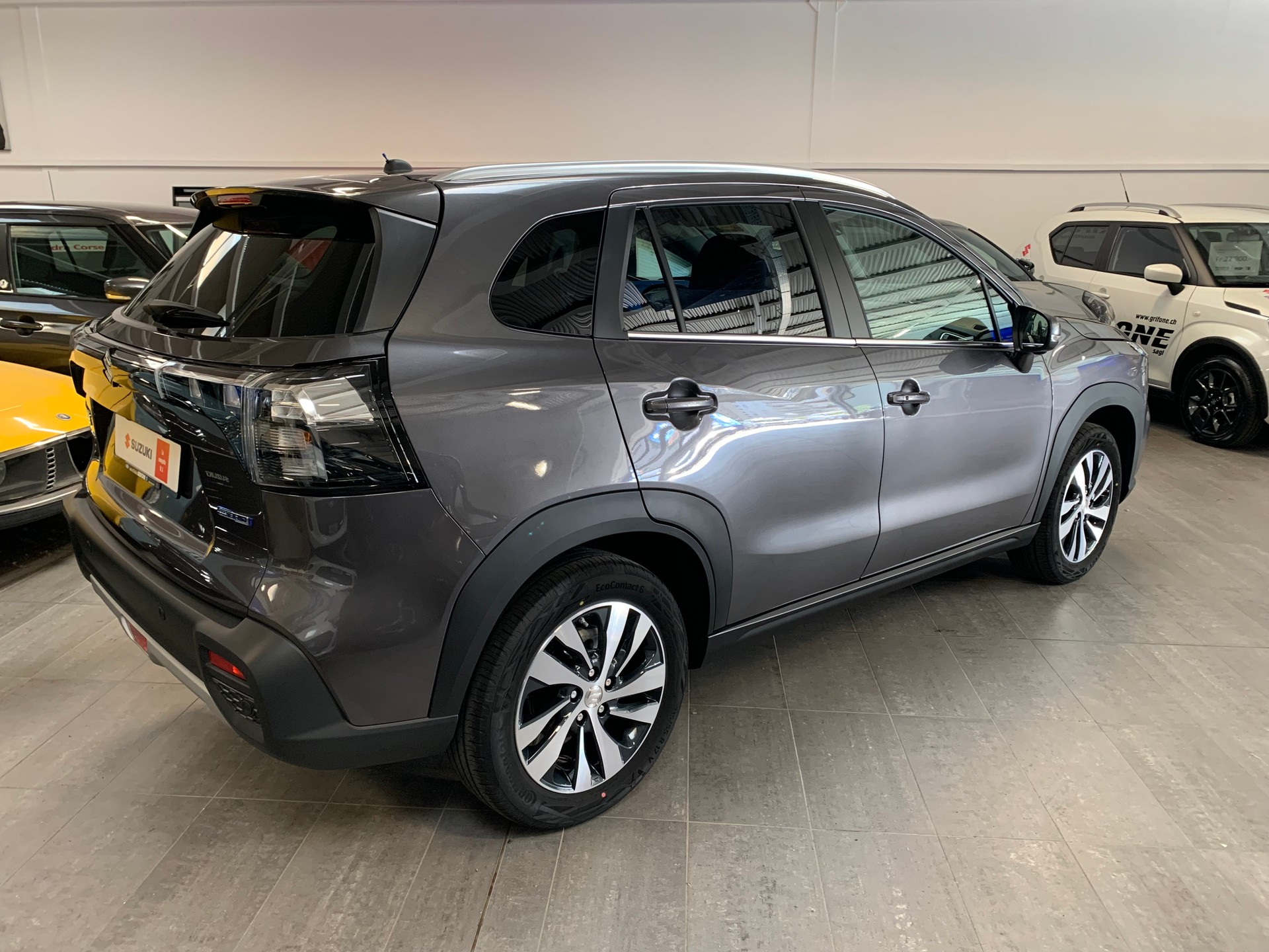 SUZUKI S-Cross 1.4 T Compact Top Hybrid 4x4-image-4