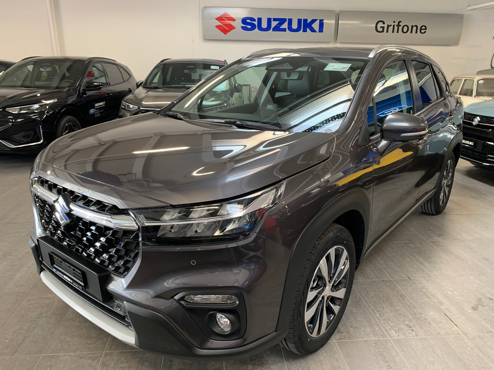 SUZUKI S-Cross 1.4 T Compact Top Hybrid 4x4-image-1
