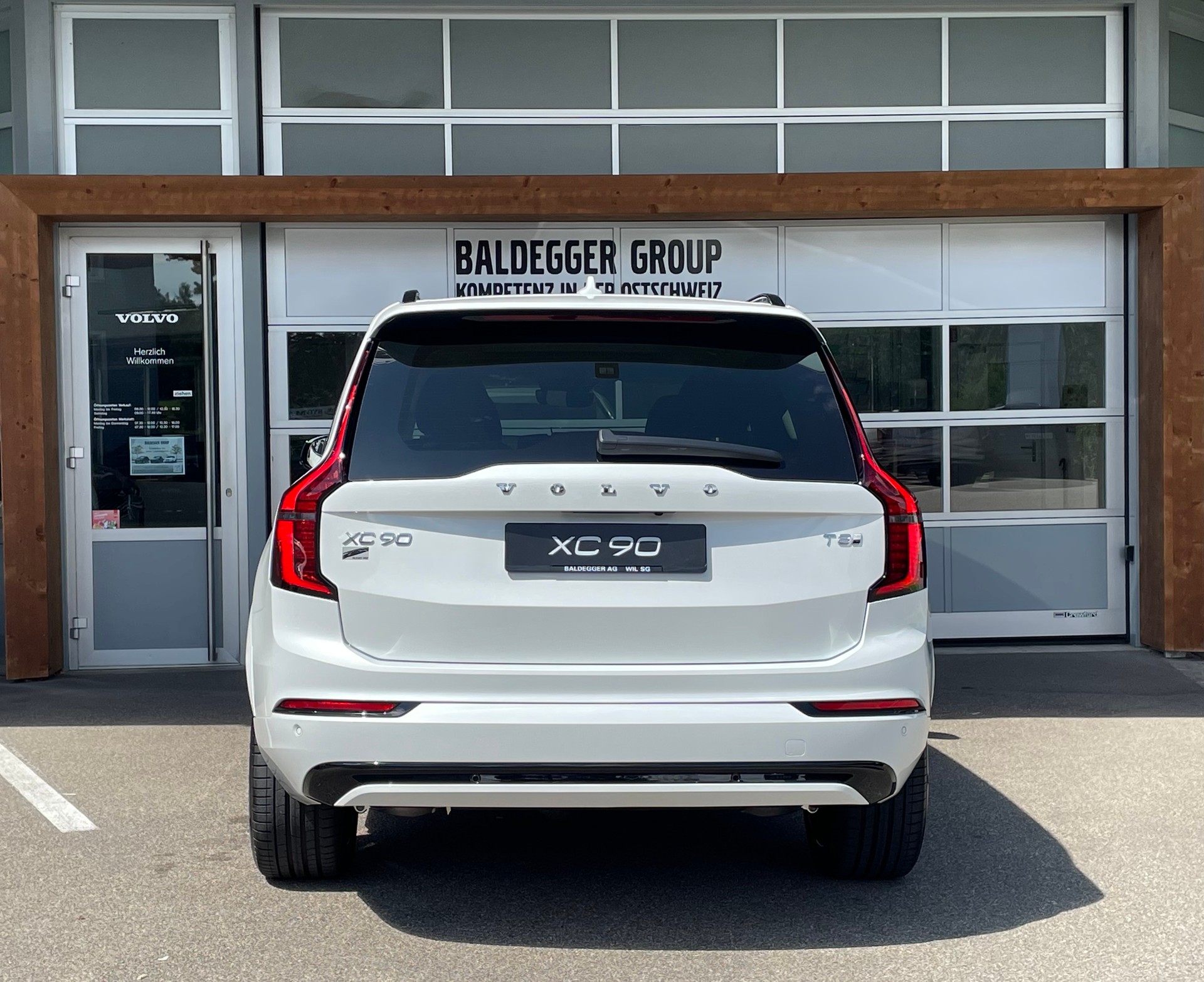 VOLVO XC90 2.0 T8 TE Ultra Dark eAWD-image-9