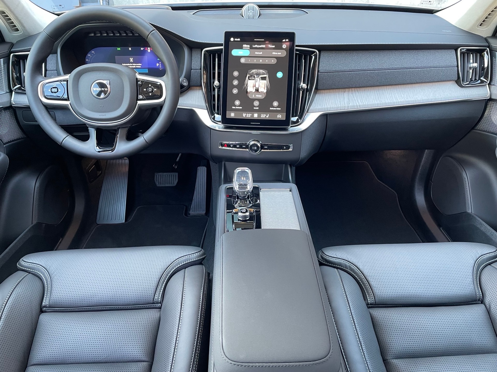VOLVO XC90 2.0 T8 TE Ultra Dark eAWD-image-5