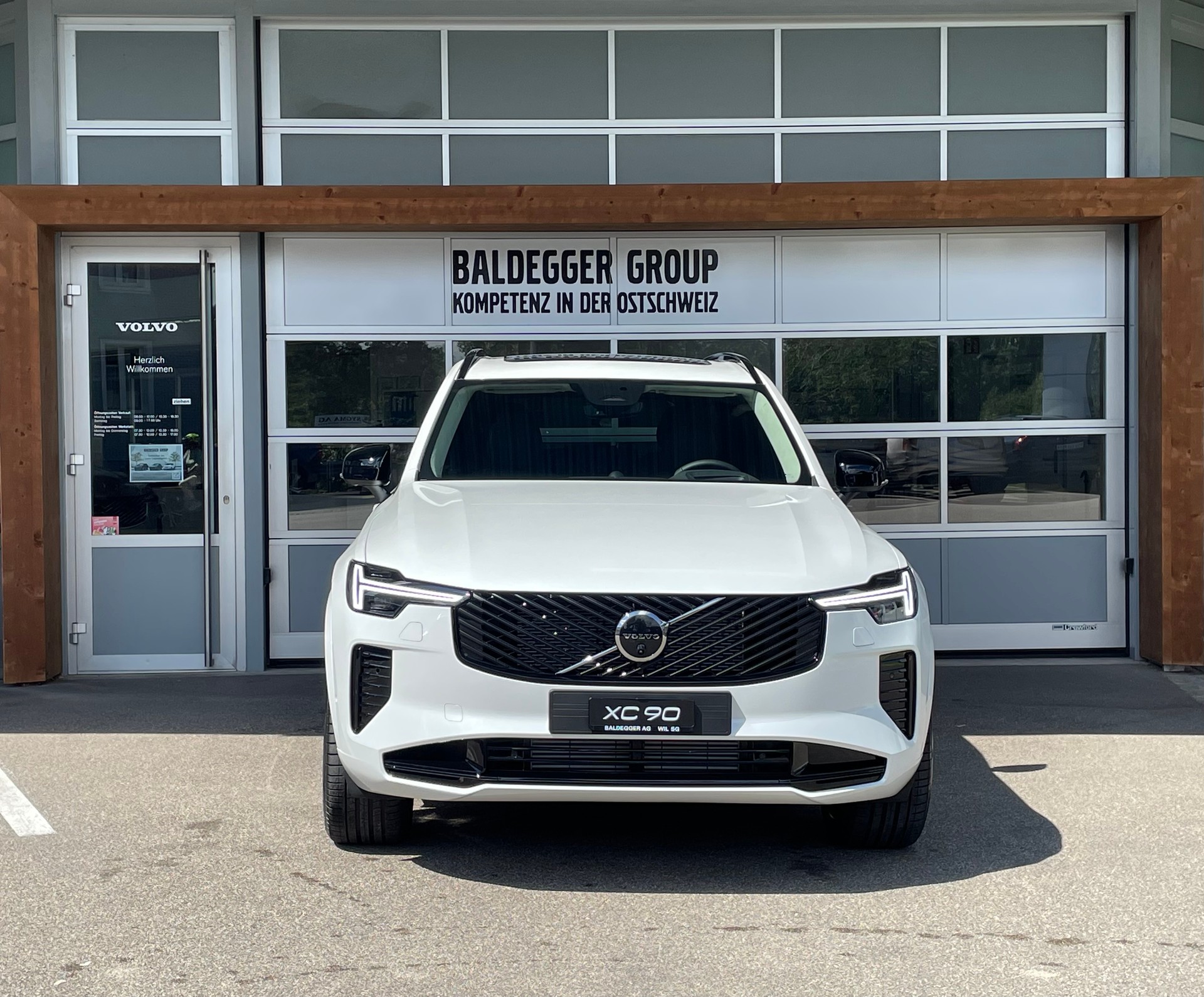 VOLVO XC90 2.0 T8 TE Ultra Dark eAWD-image-7