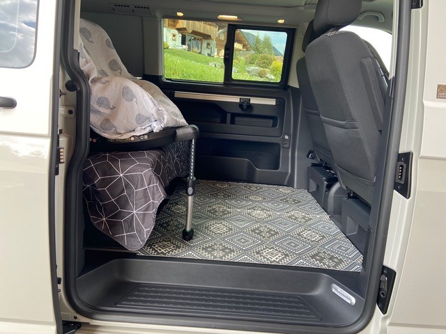 VW T6.1 California 2.0 TDI Beach Liberty Spirit DSG-image-3