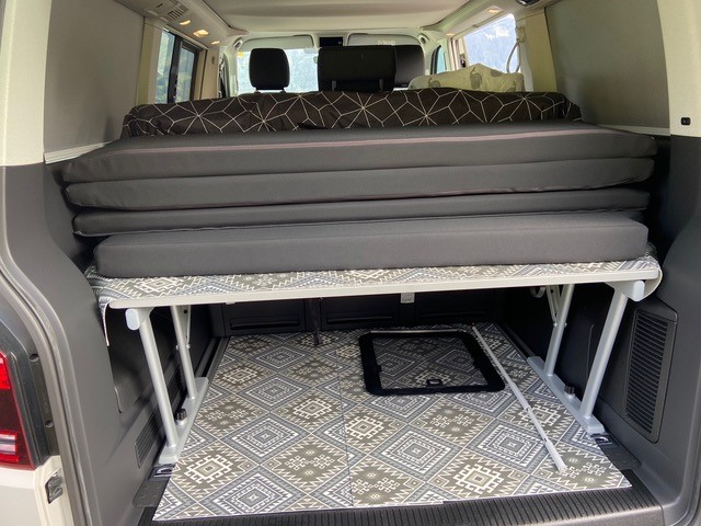 VW T6.1 California 2.0 TDI Beach Liberty Spirit DSG-image-8