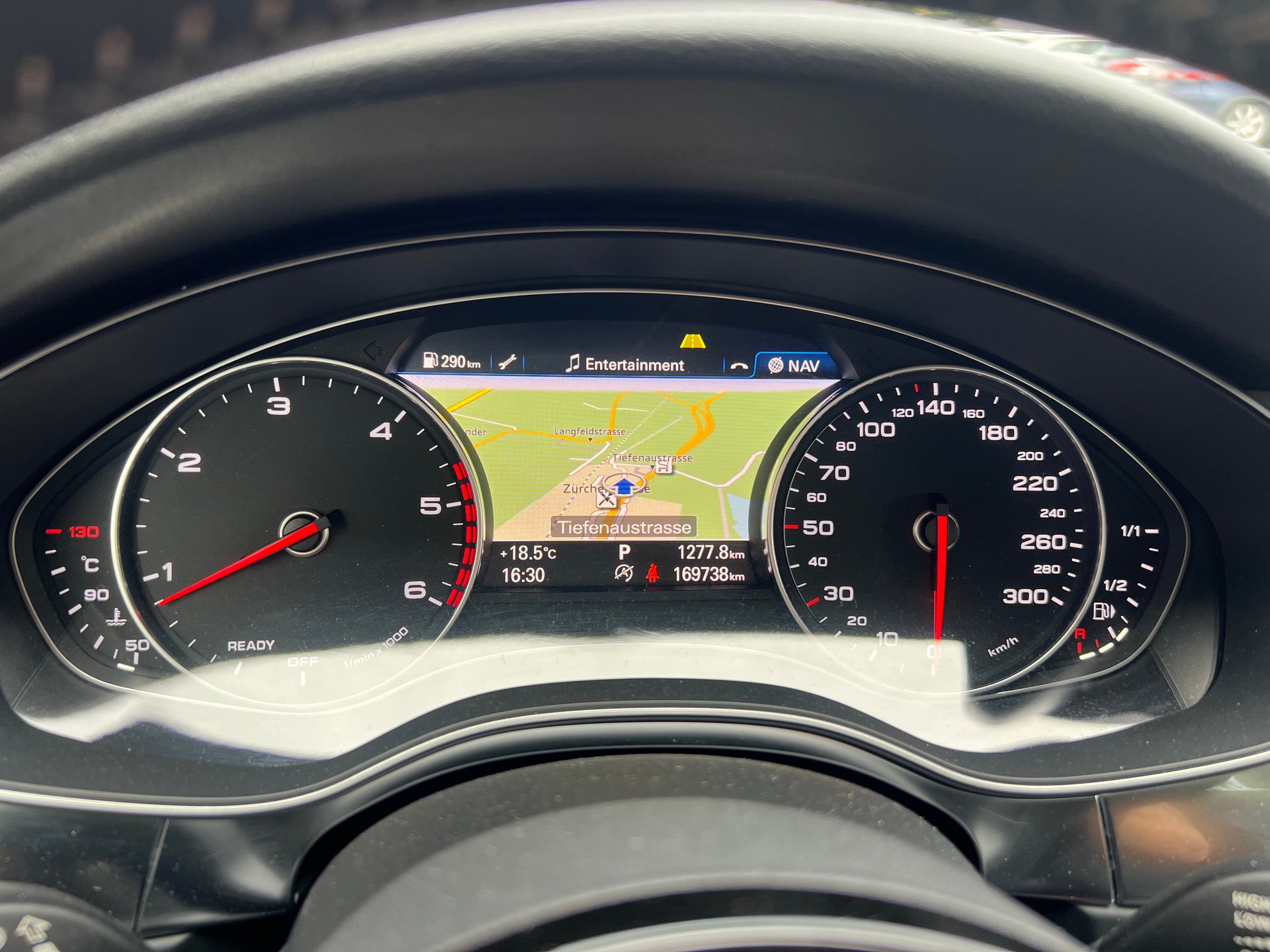 AUDI A6 Avant 3.0 TDI V6 quattro S-tronic-image-10