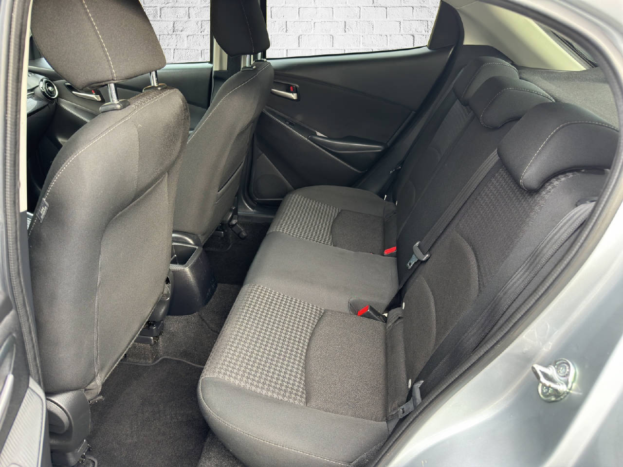 MAZDA 2 1.5 90 Ambition-image-7