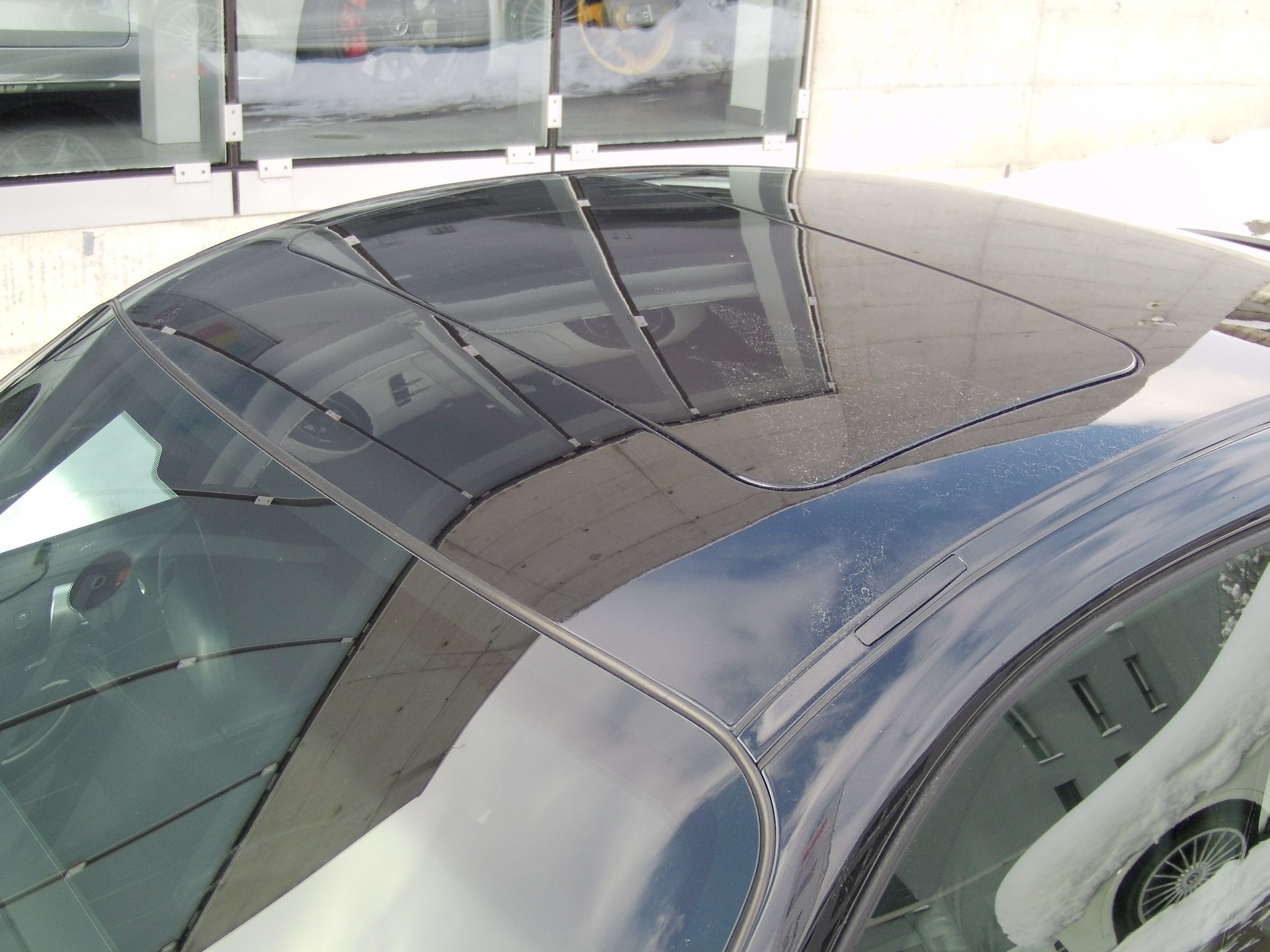PORSCHE 911 Carrera 4-image-11