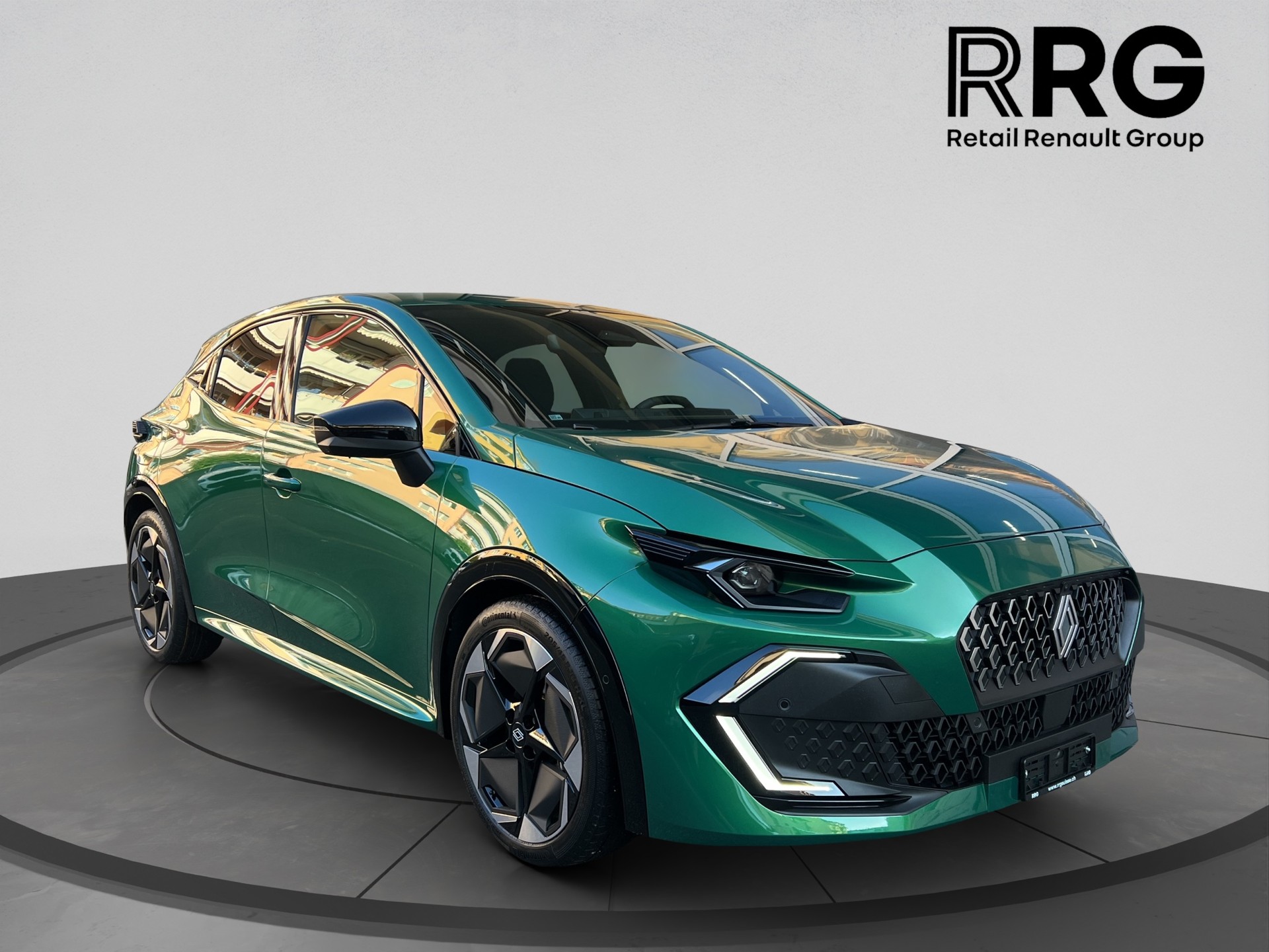 RENAULT Clio 1.8 E-Tech Techno-image-0