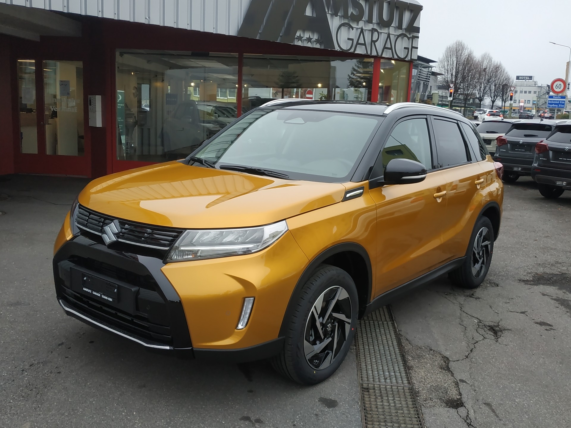 SUZUKI Vitara 1.4 Boosterjet Compact Top 4x4 Hybrid Automatic-image-0
