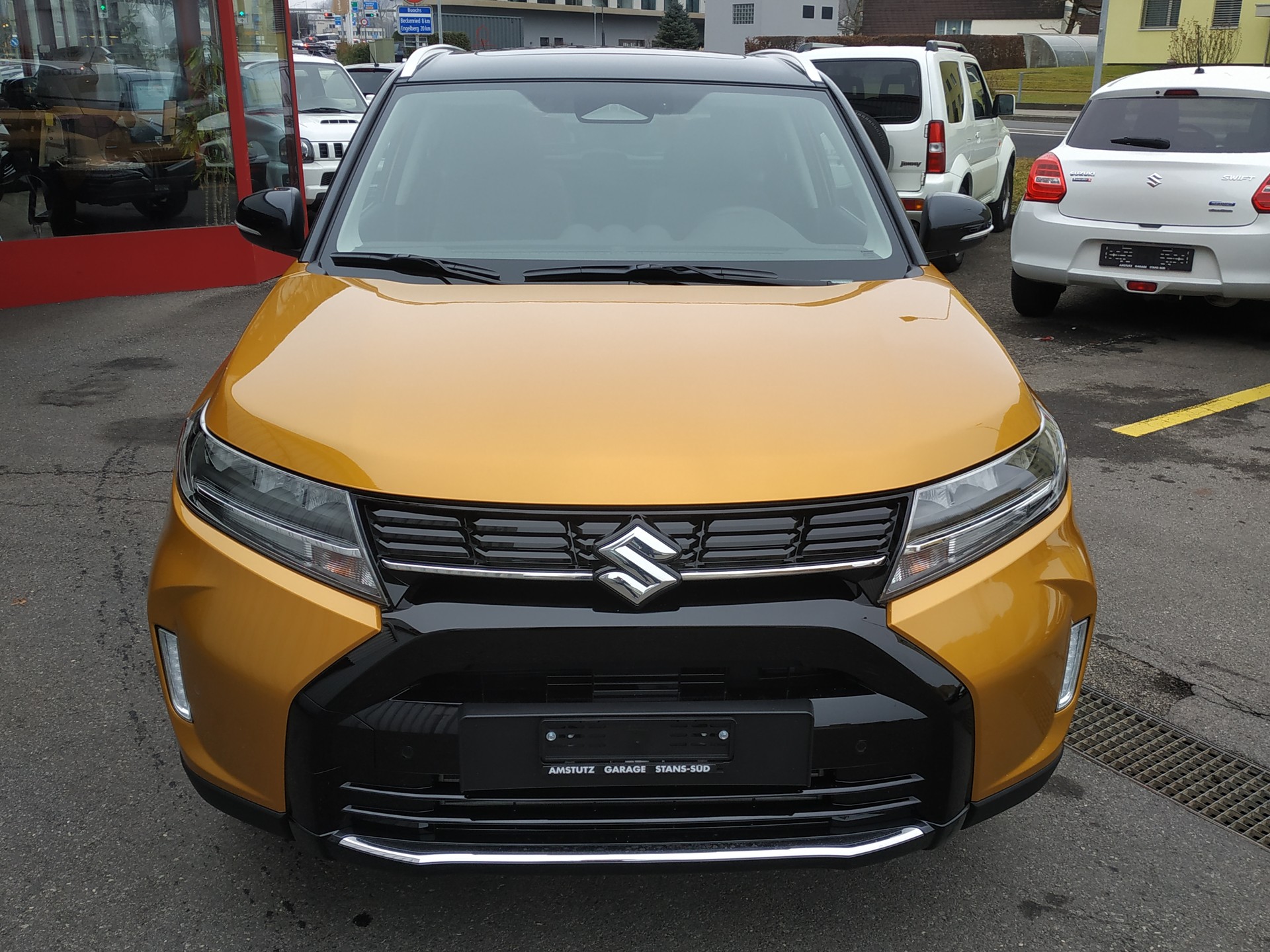 SUZUKI Vitara 1.4 Boosterjet Compact Top 4x4 Hybrid Automatic-image-3