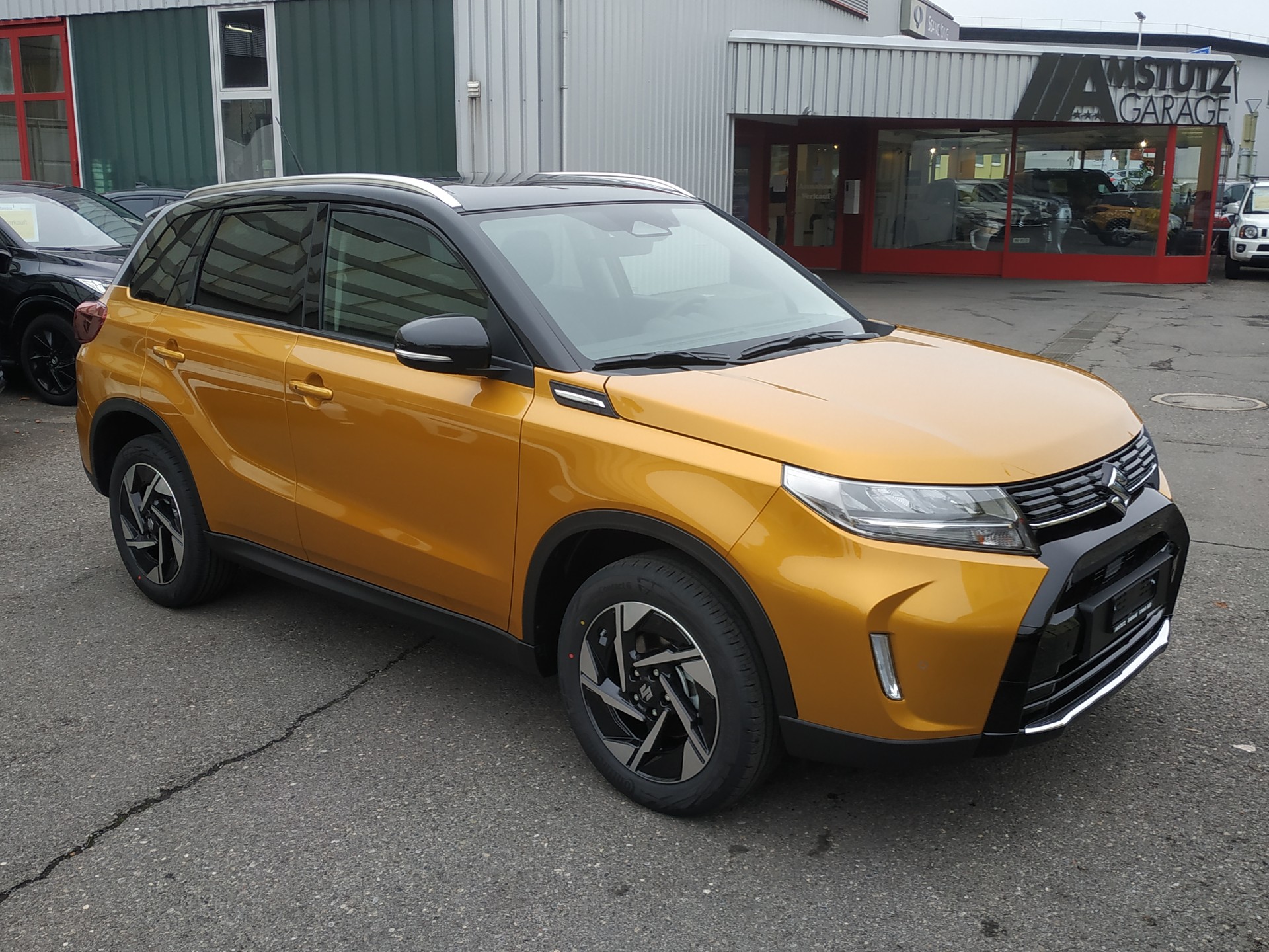 SUZUKI Vitara 1.4 Boosterjet Compact Top 4x4 Hybrid Automatic-image-1