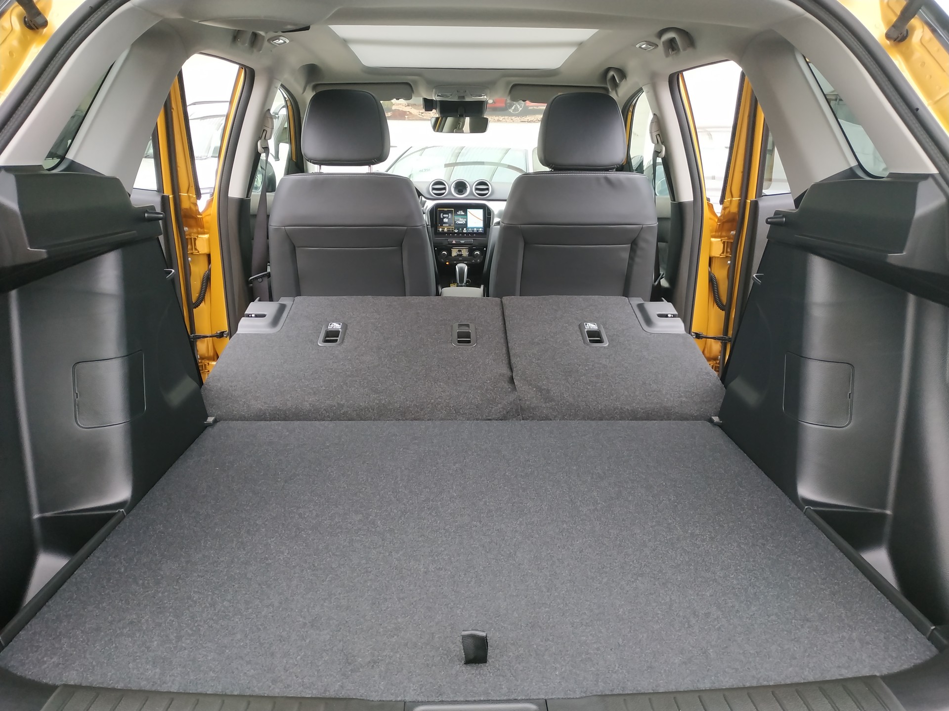 SUZUKI Vitara 1.4 Boosterjet Compact Top 4x4 Hybrid Automatic-image-23