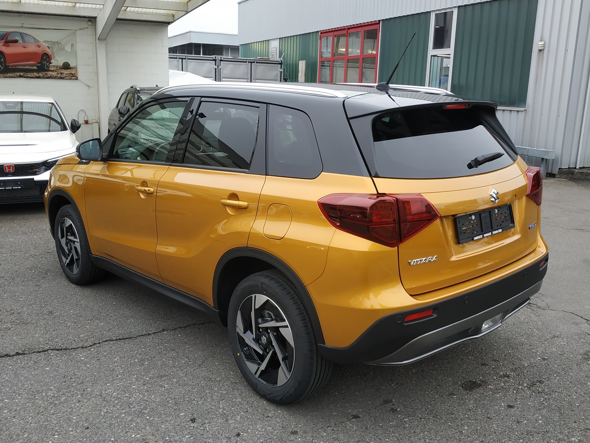 SUZUKI Vitara 1.4 Boosterjet Compact Top 4x4 Hybrid Automatic-image-4