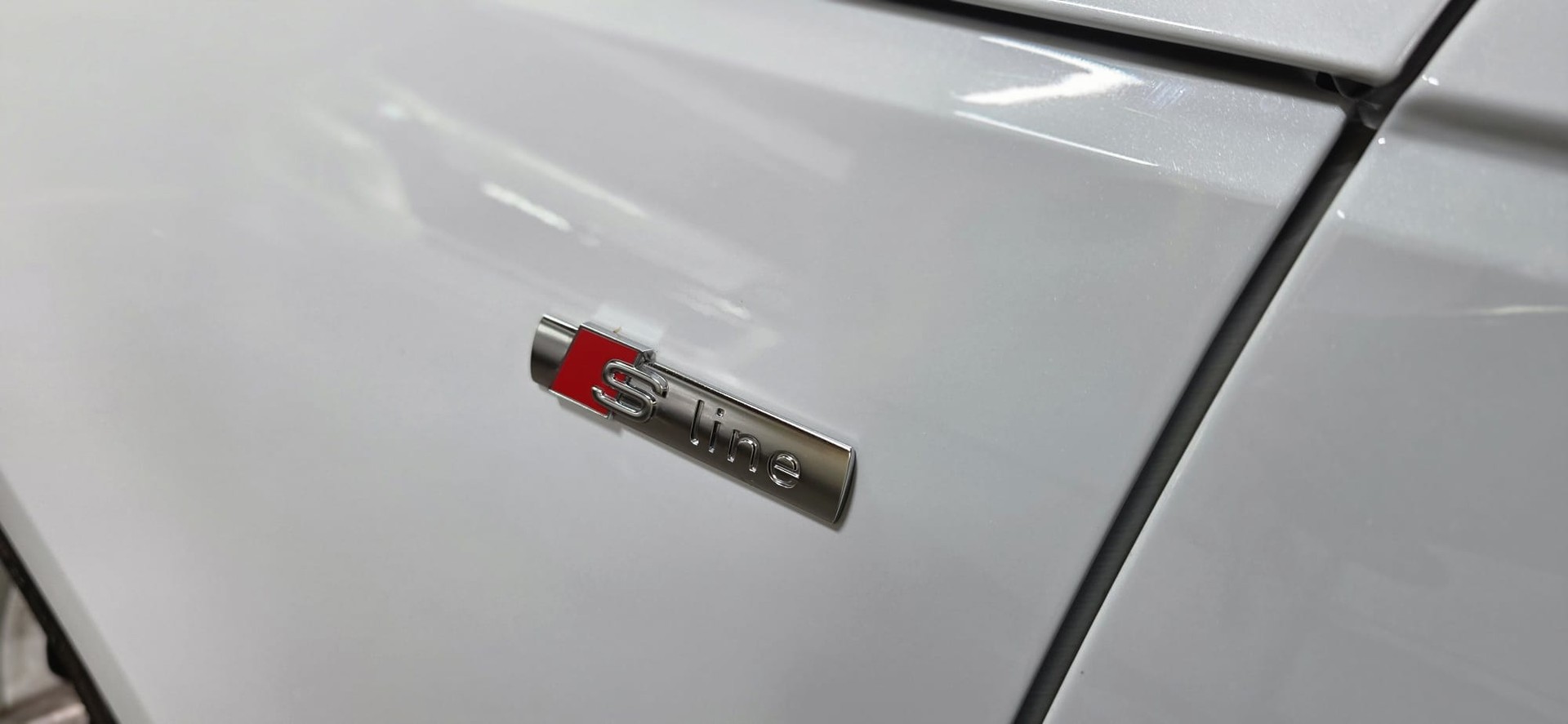 AUDI A4 Avant 45 TFSI S-Line Sport S-tronic quattro-image-29