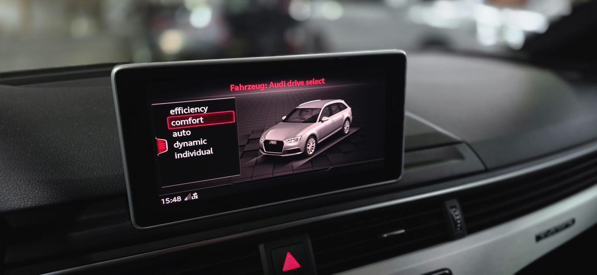 AUDI A4 Avant 45 TFSI S-Line Sport S-tronic quattro-image-20