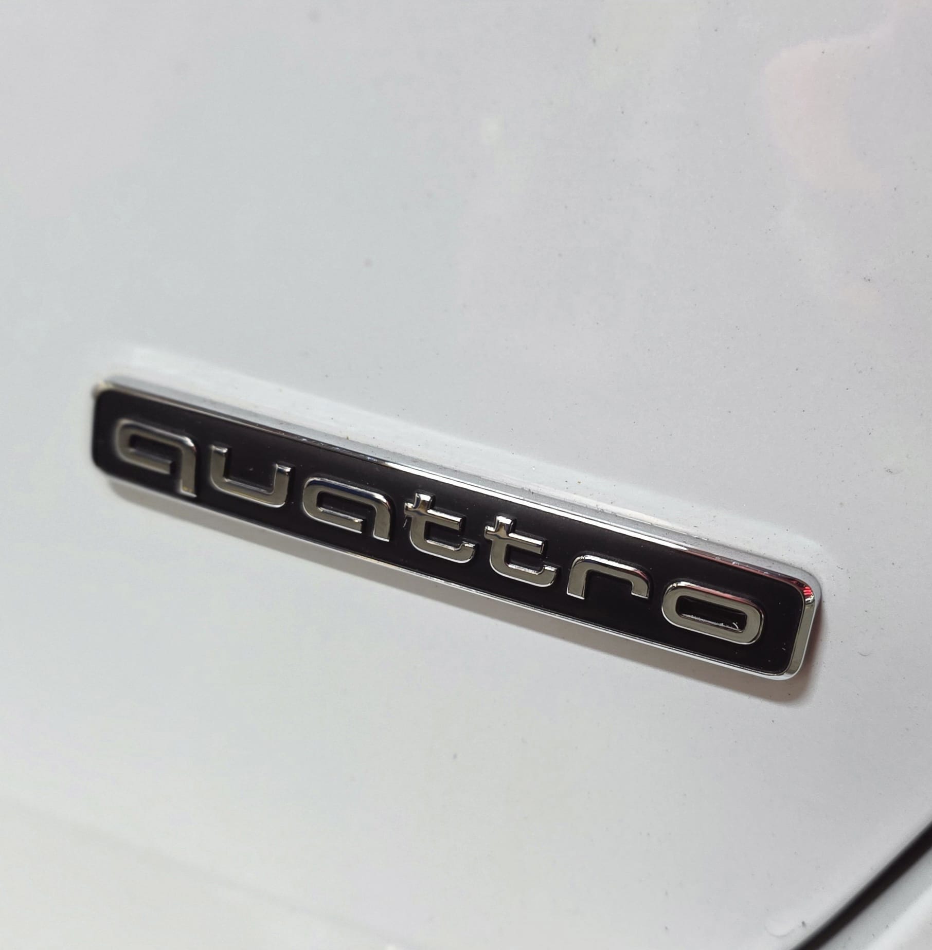 AUDI A4 Avant 45 TFSI S-Line Sport S-tronic quattro-image-28