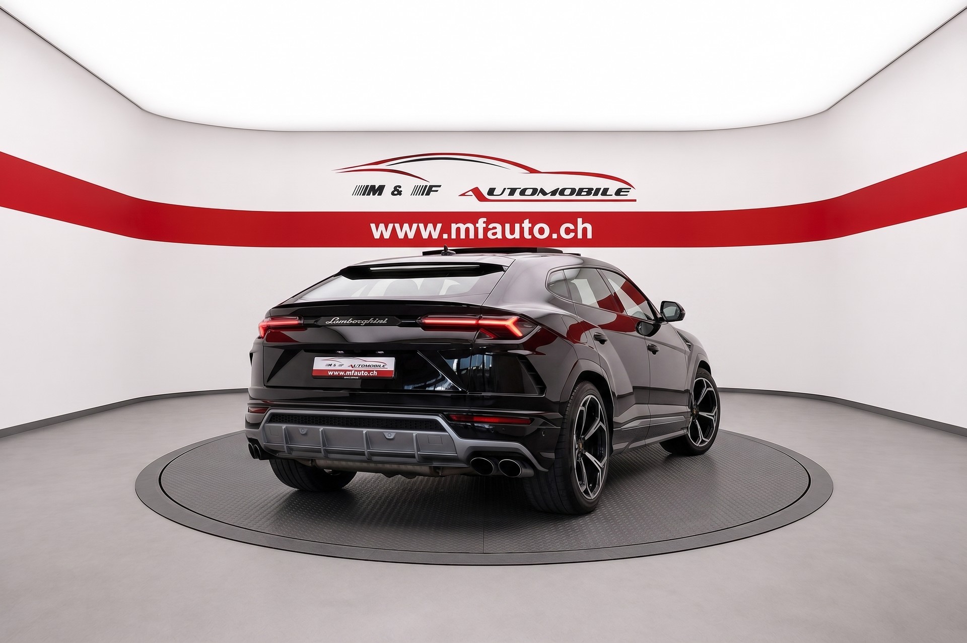 LAMBORGHINI Urus 4.0 CH FAHRZEUG-showroom-element-3